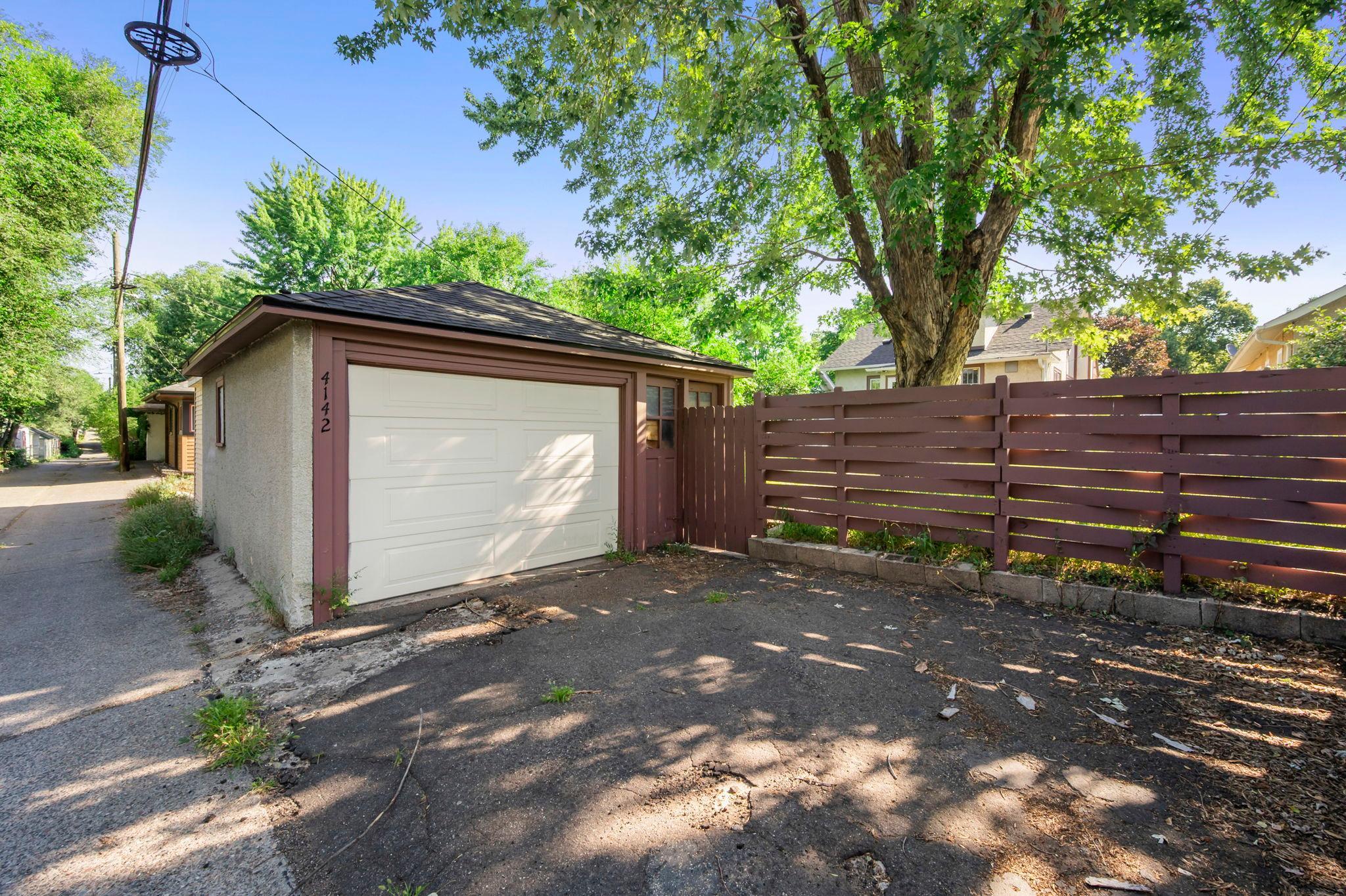 4142 18th Avenue S Property Photo 41