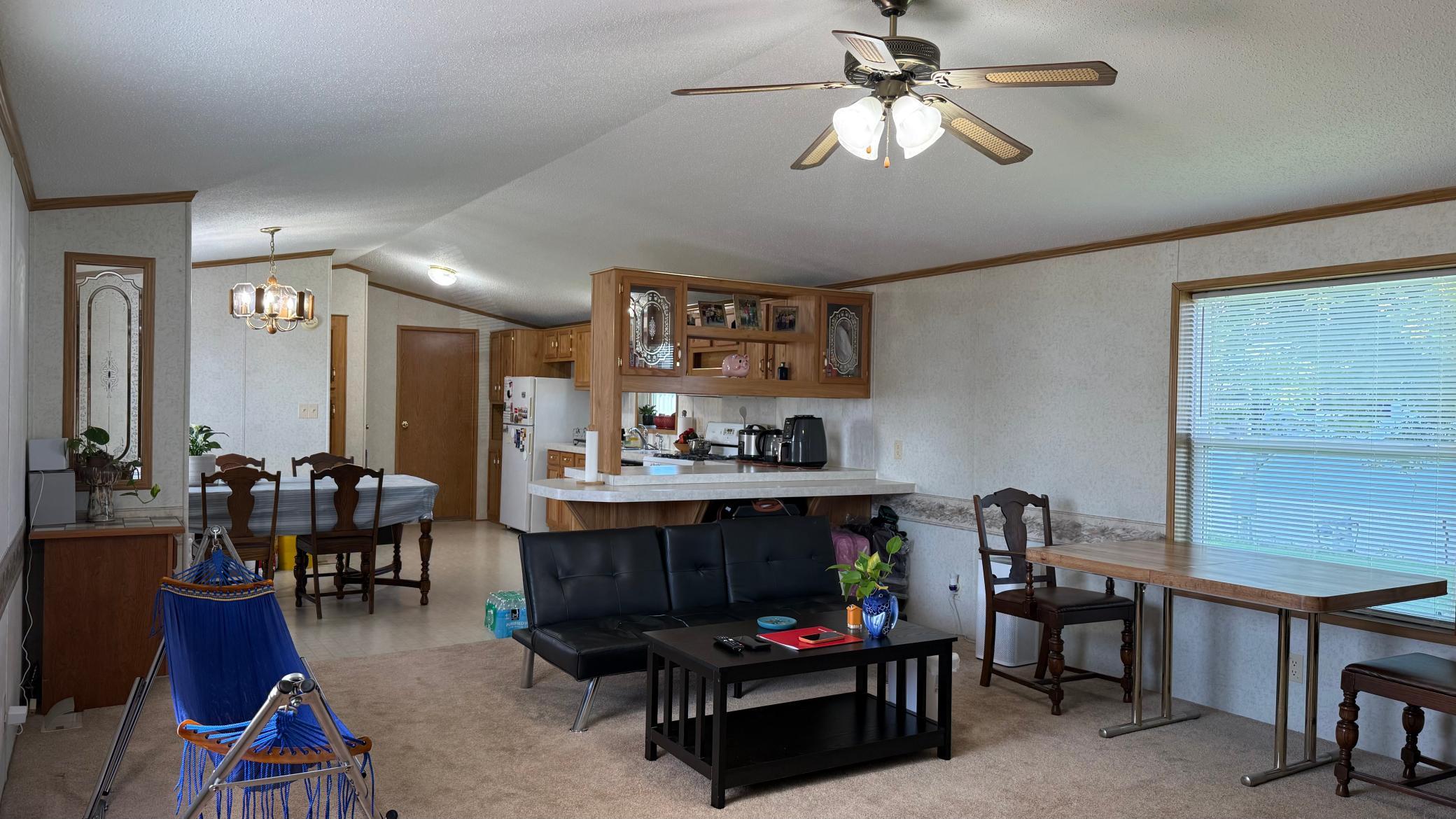 2062 Morgan Way Property Photo 3