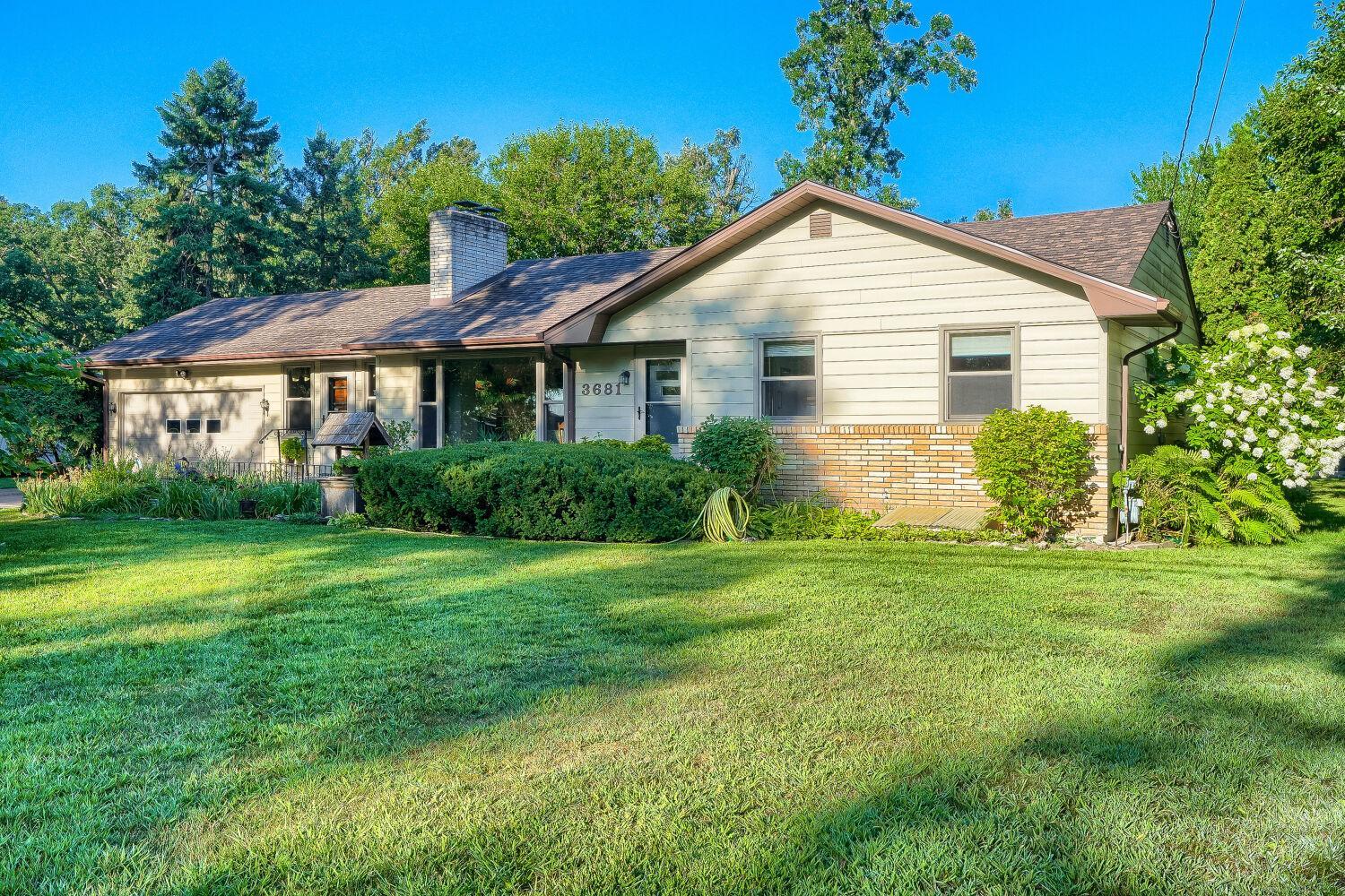 3681 Rustic Place Property Photo 3