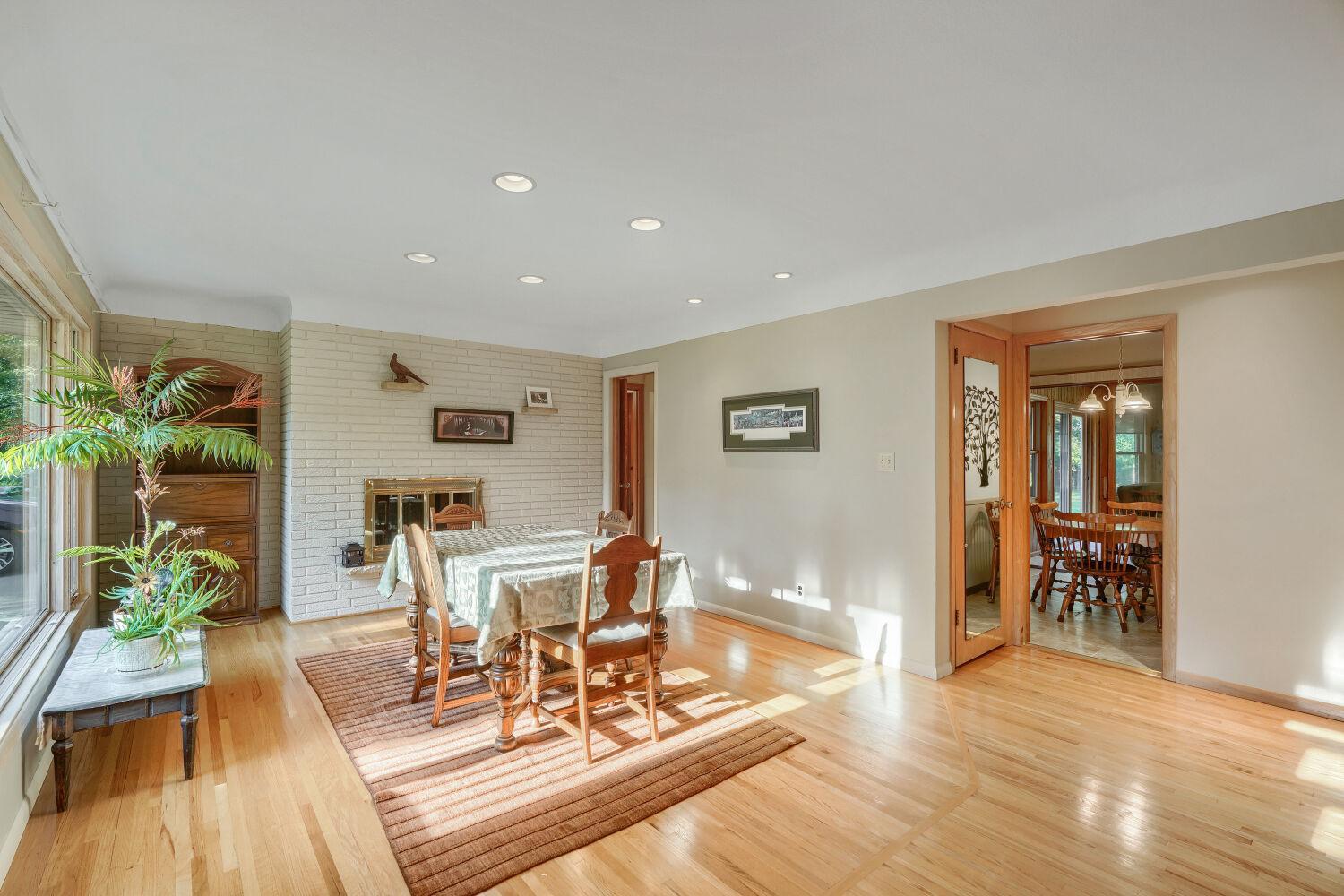 3681 Rustic Place Property Photo 7