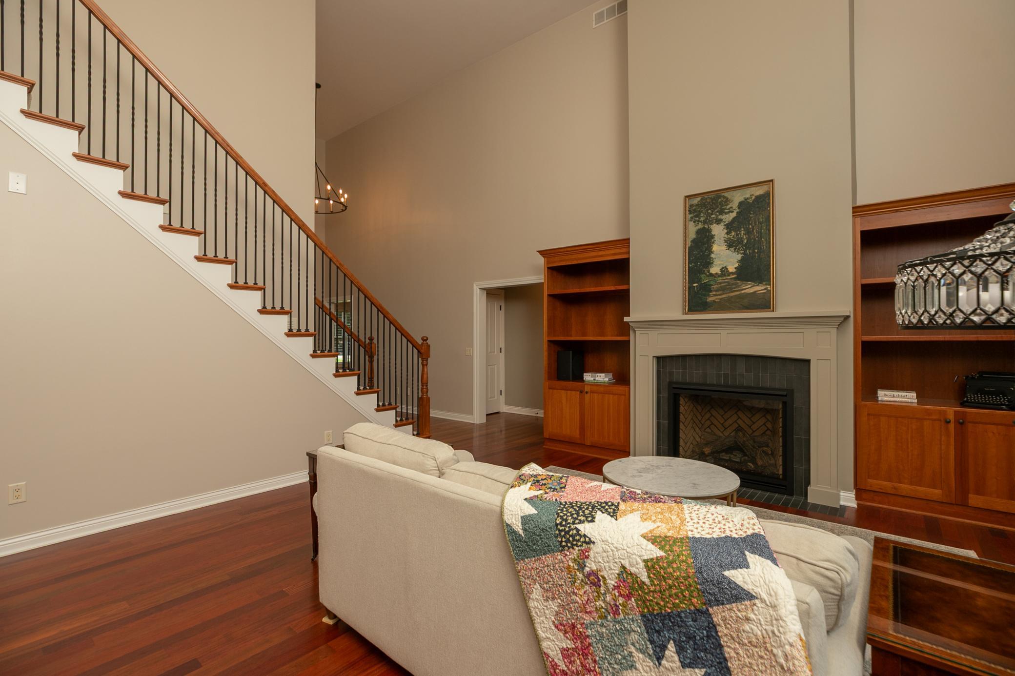 1091 Fox Hill Place Sw Property Photo 6