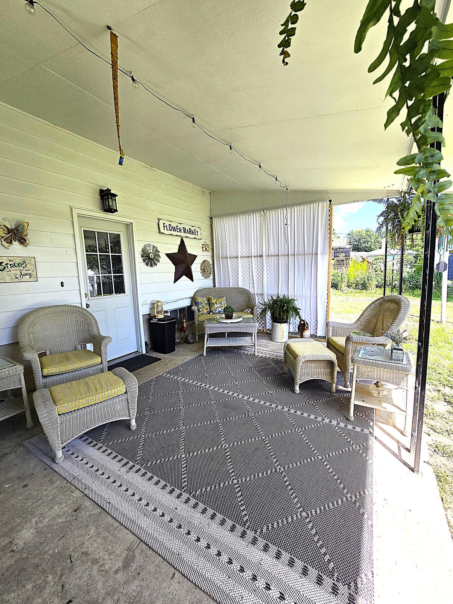 529 N Section Avenue Property Photo 23