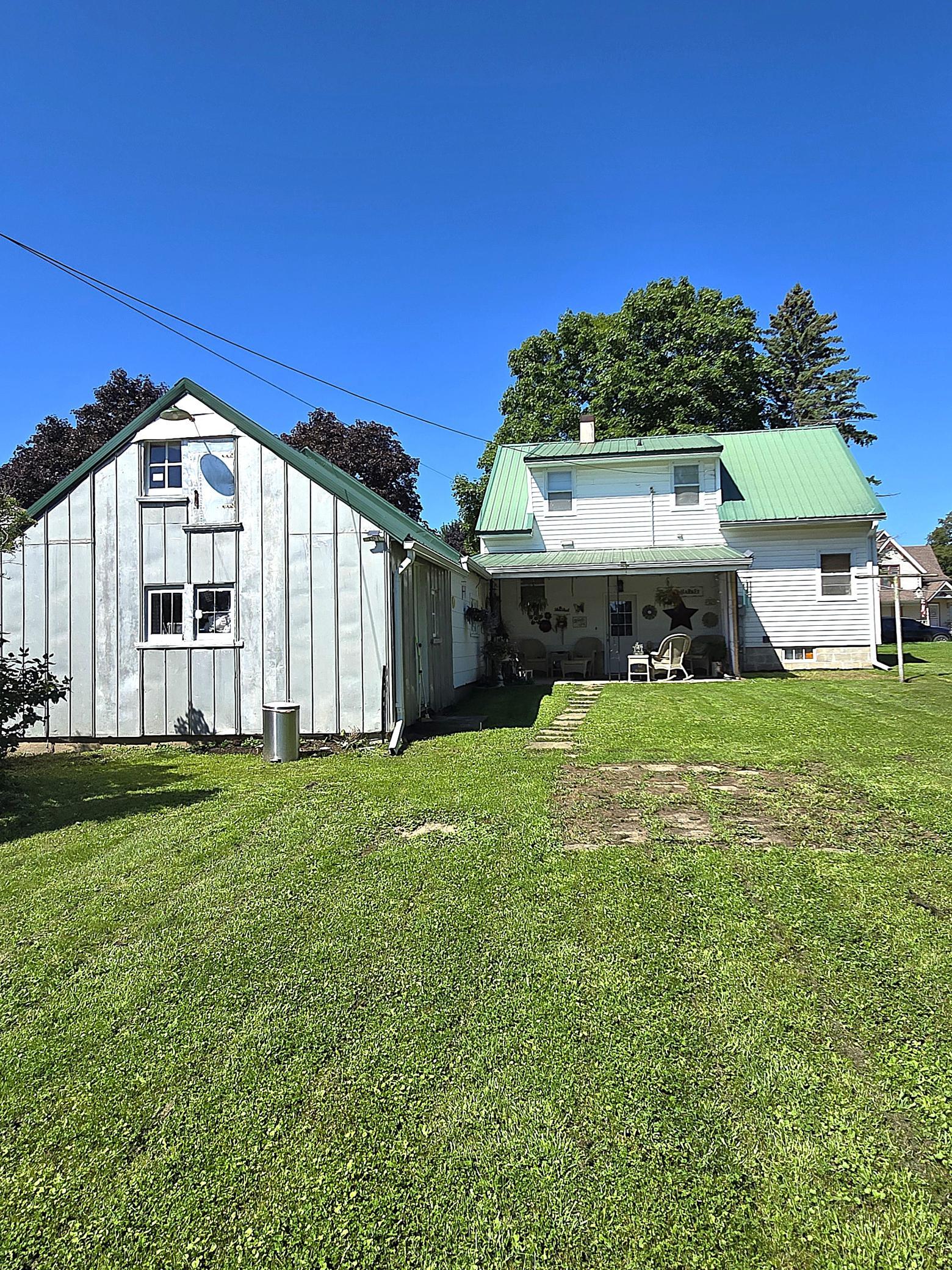 529 N Section Avenue Property Photo 24