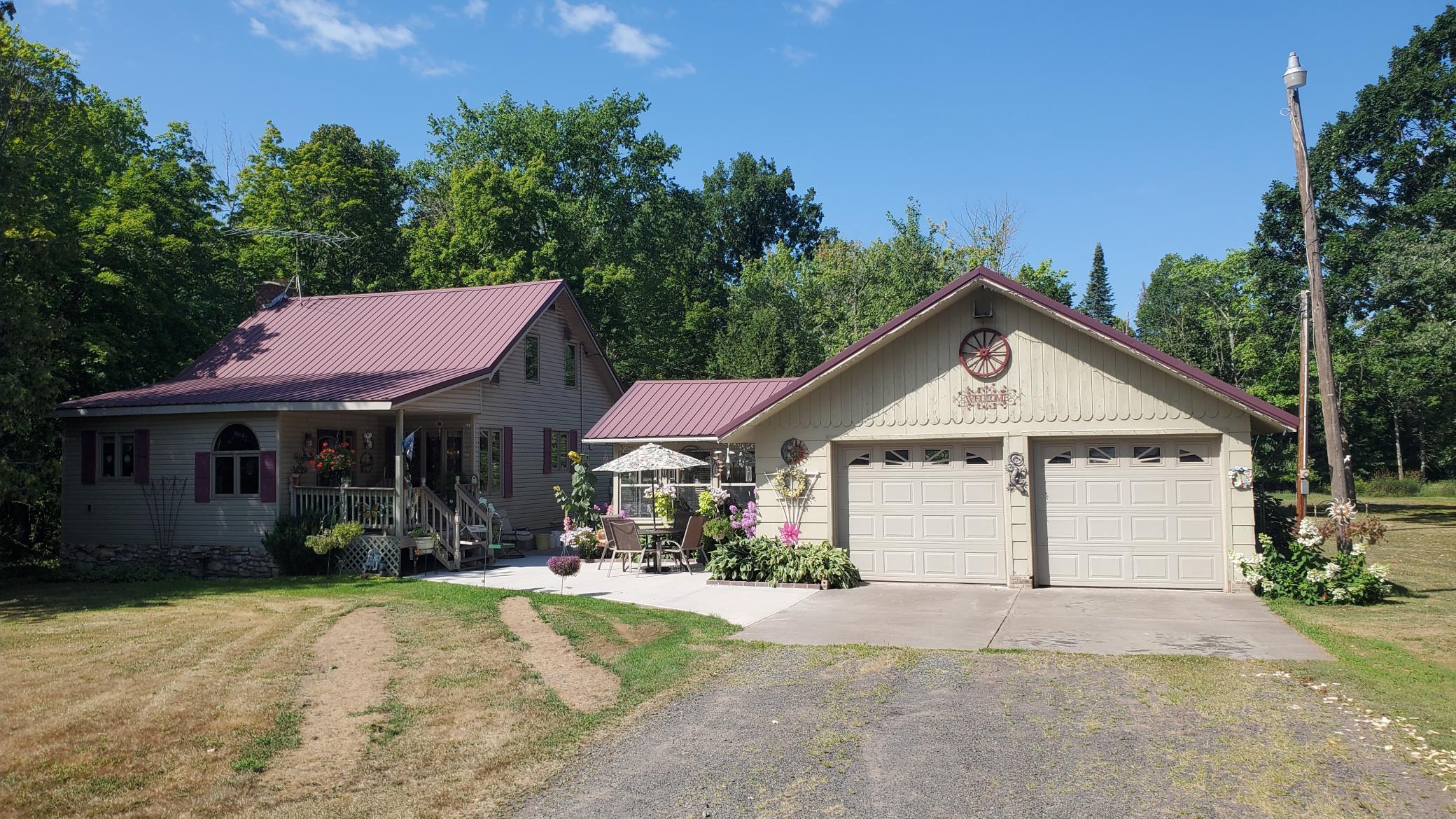 3005 S County Highway H Property Photo 1