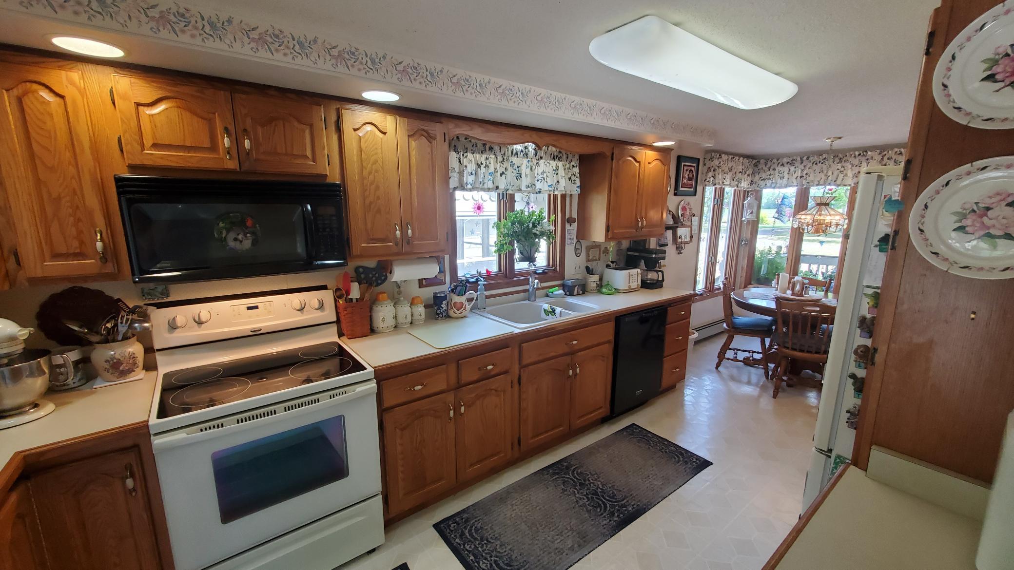 3005 S County Highway H Property Photo 14