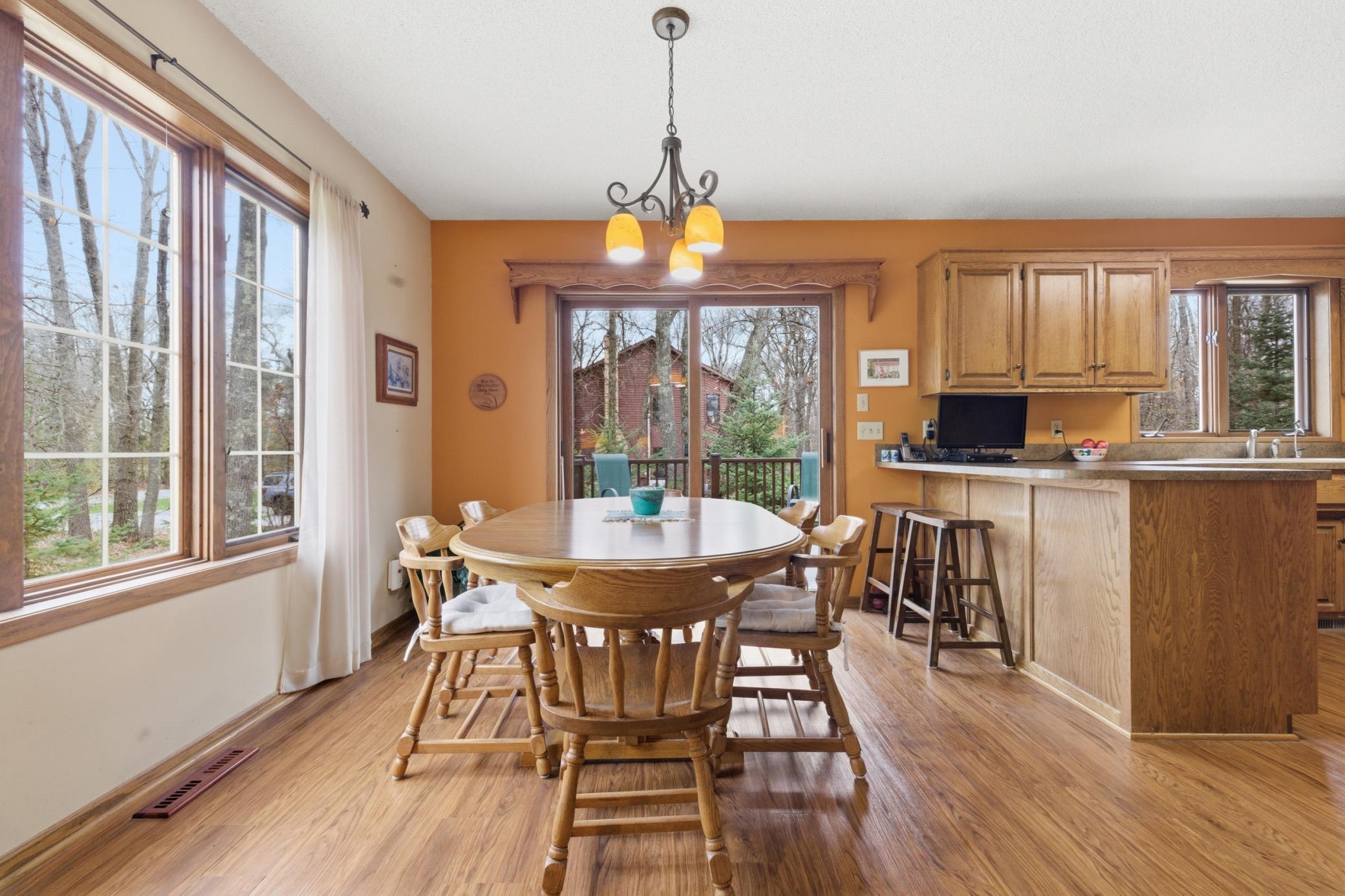 13111 Timberlane Drive Property Photo 9
