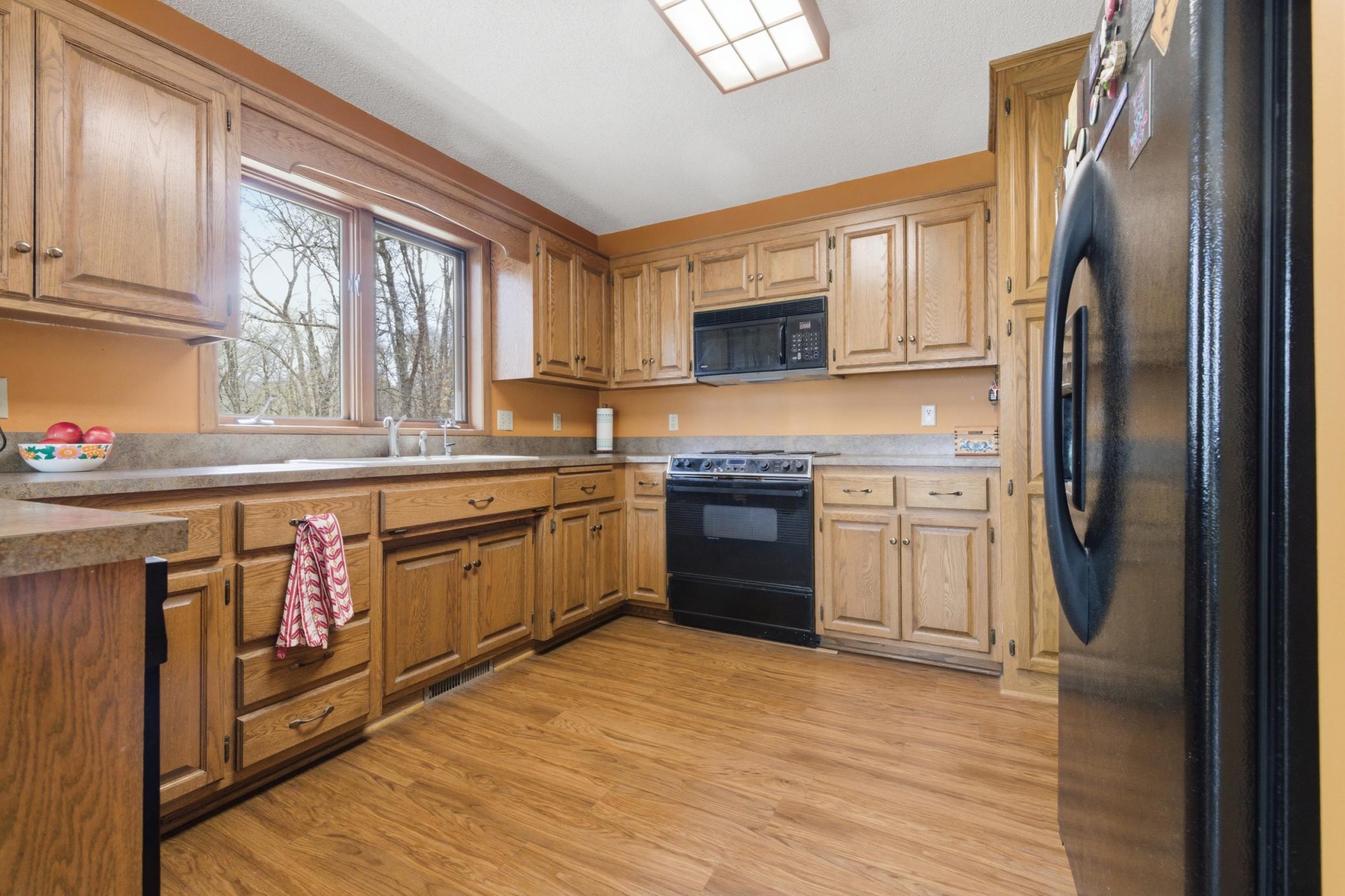 13111 Timberlane Drive Property Photo 12