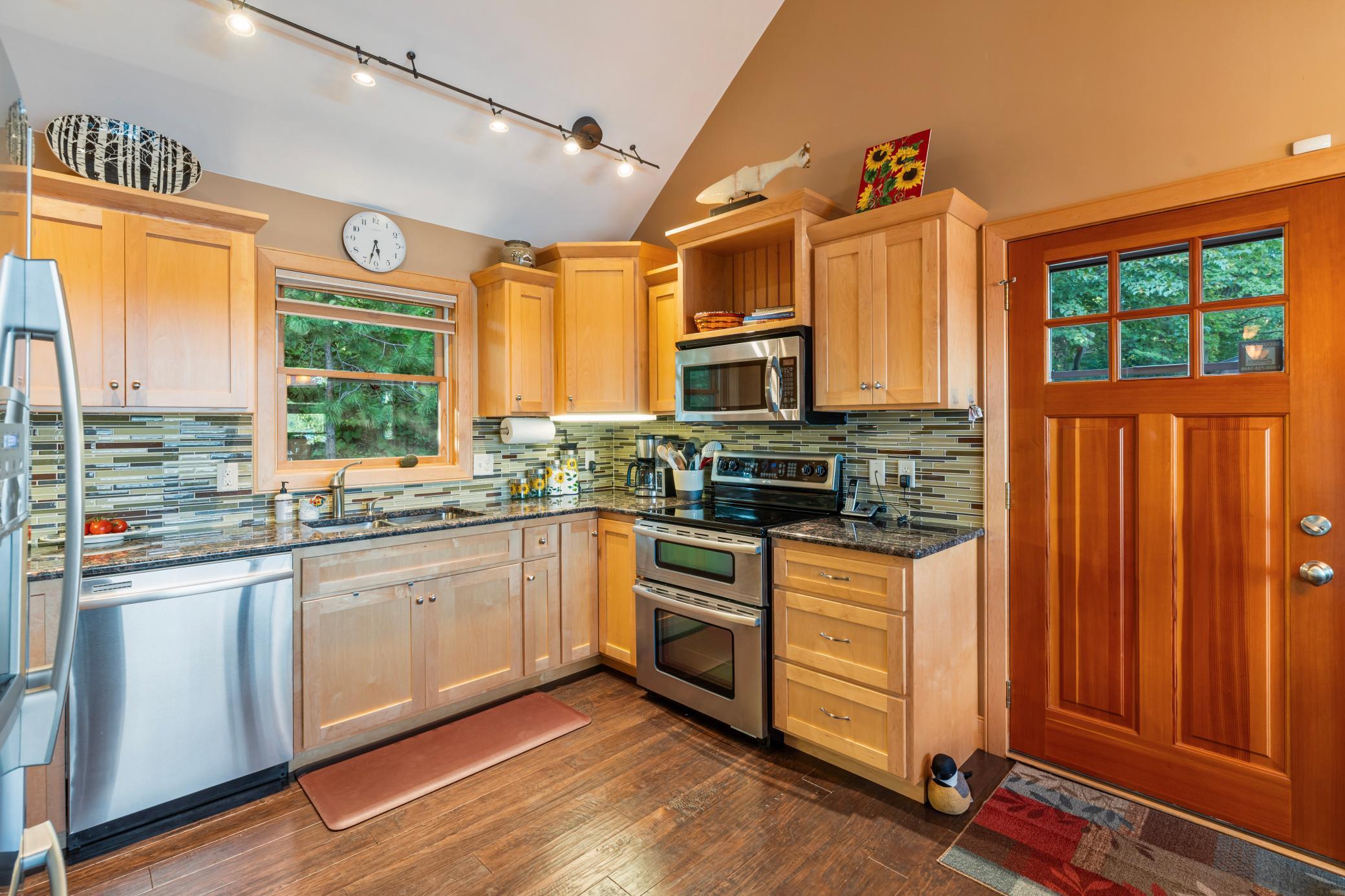 1775 Athena Road Property Photo 14