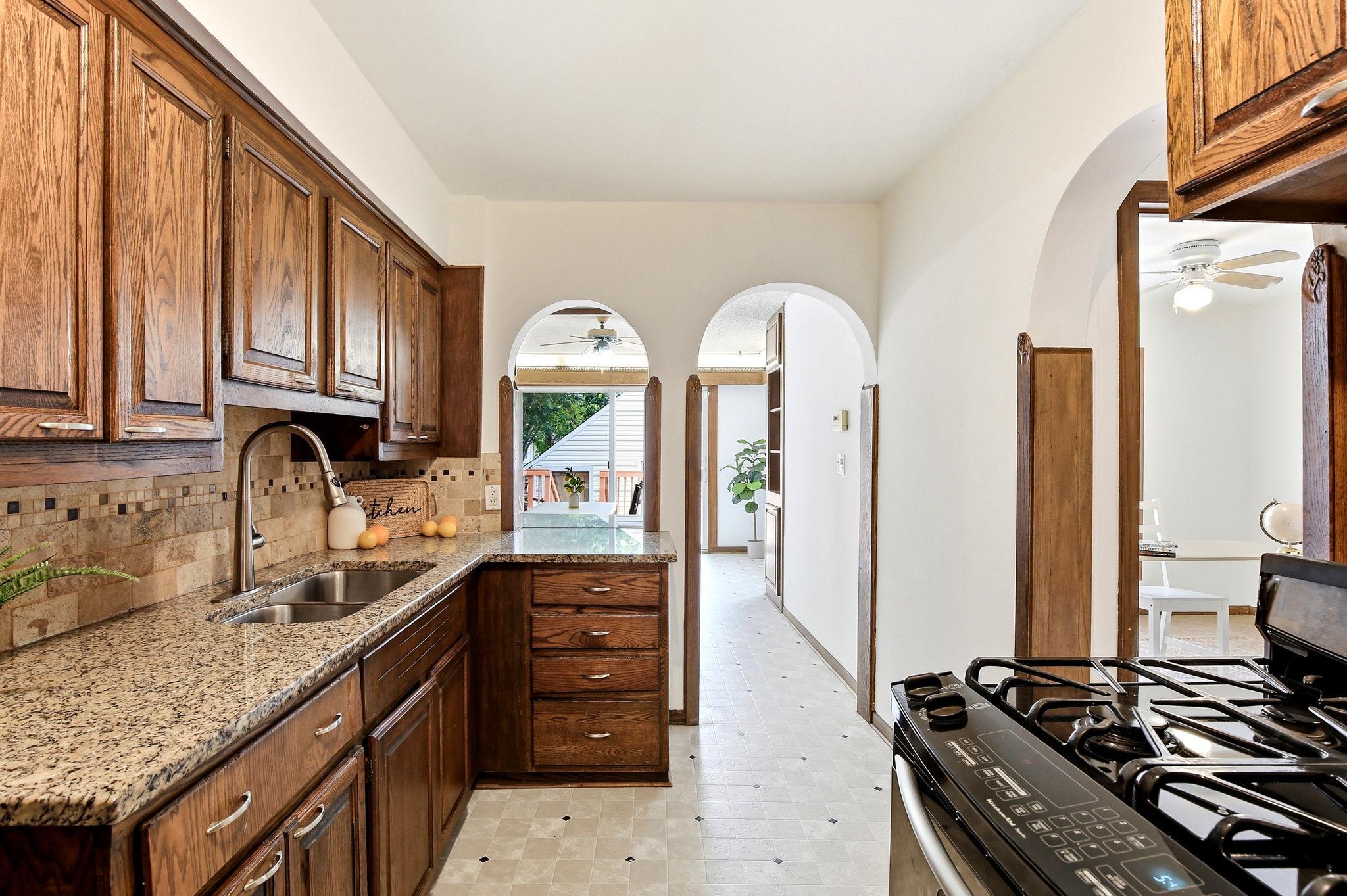 896 4th Street E Property Photo 15