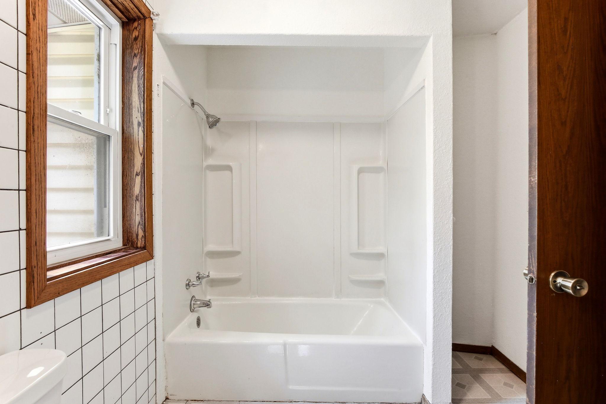896 4th Street E Property Photo 28