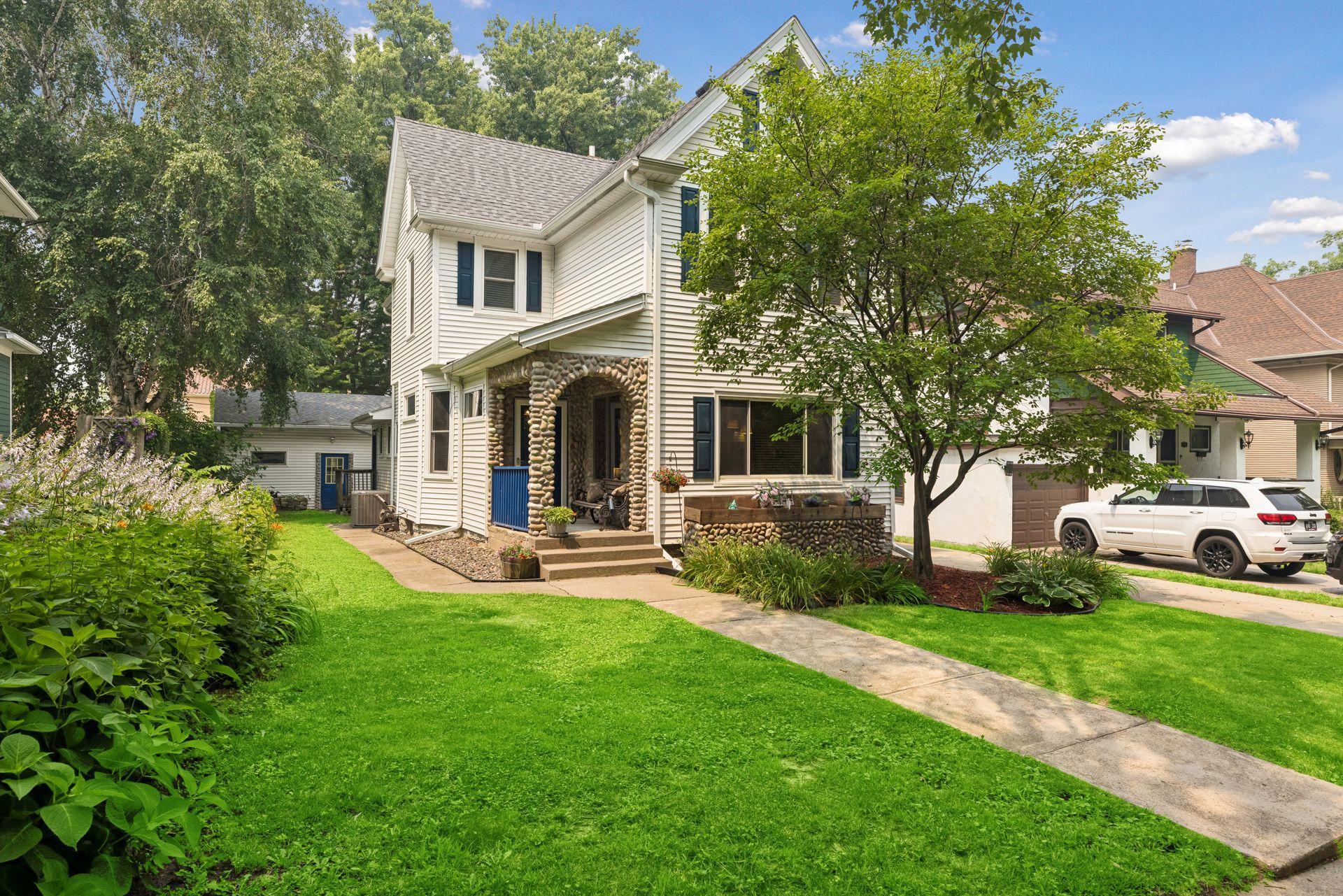 657 Delaware Avenue Property Photo 1
