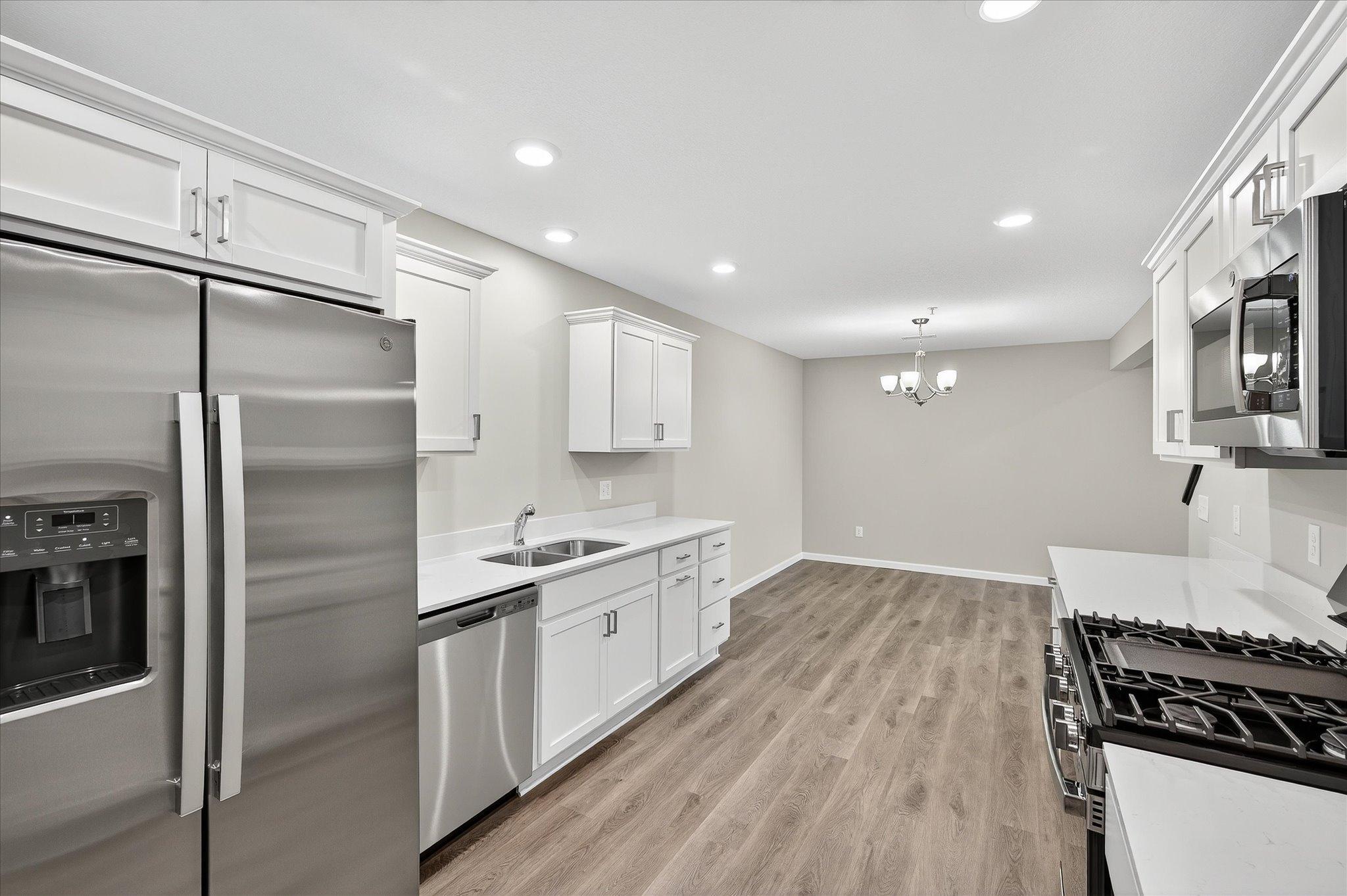 25559 3rd Street W Property Photo 8