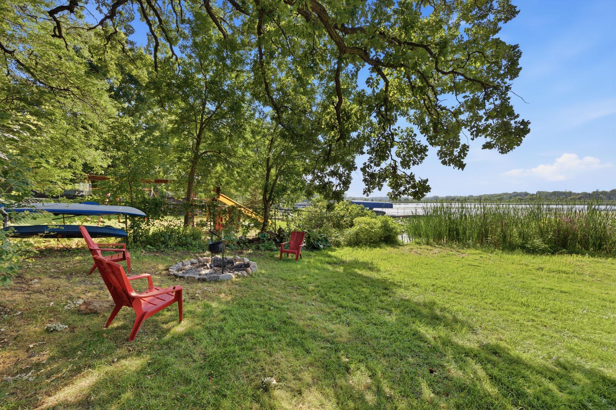 6247 Eagle Lake Drive Property Photo 3