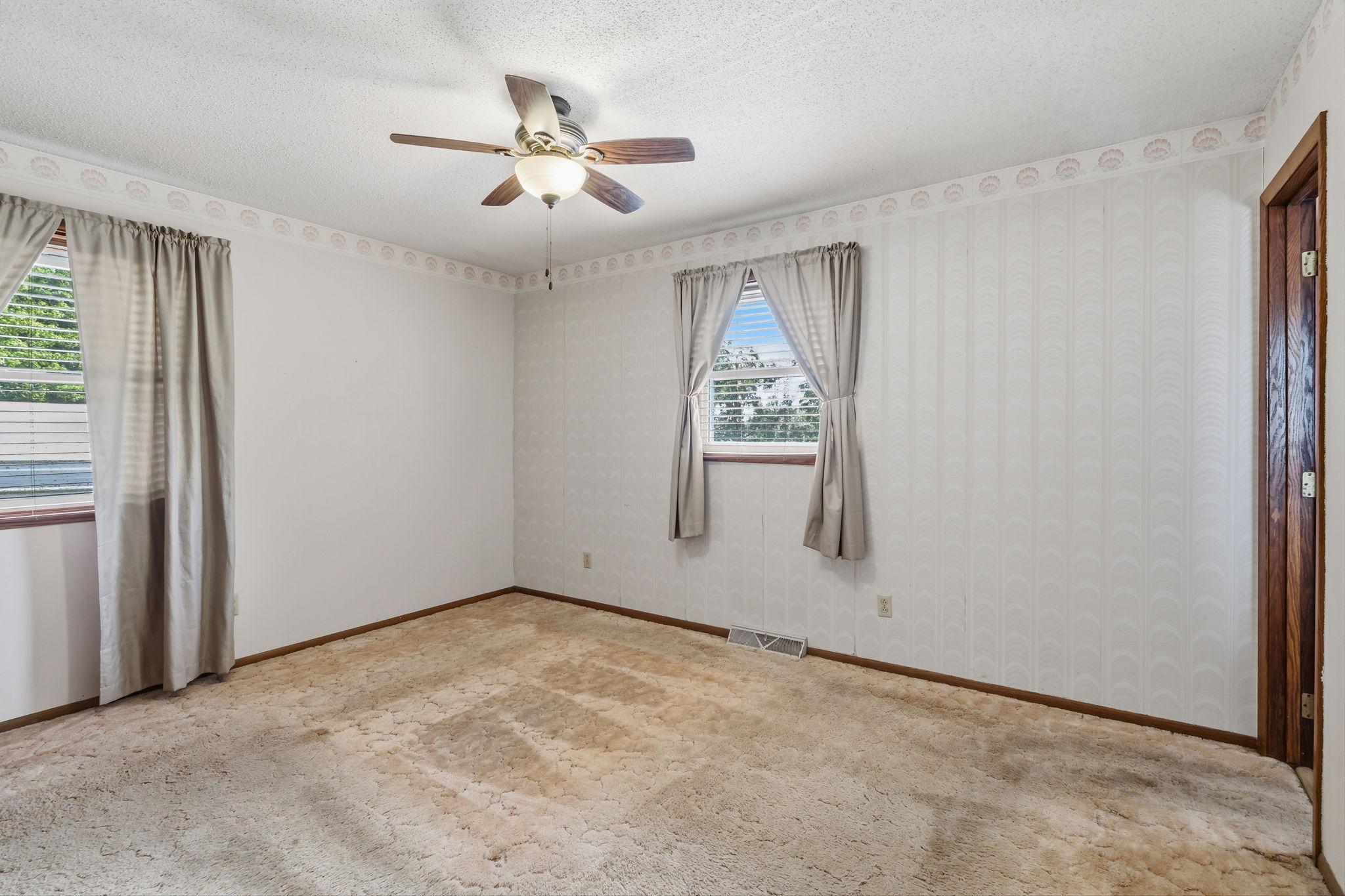5904 118th Street Se Property Photo 15