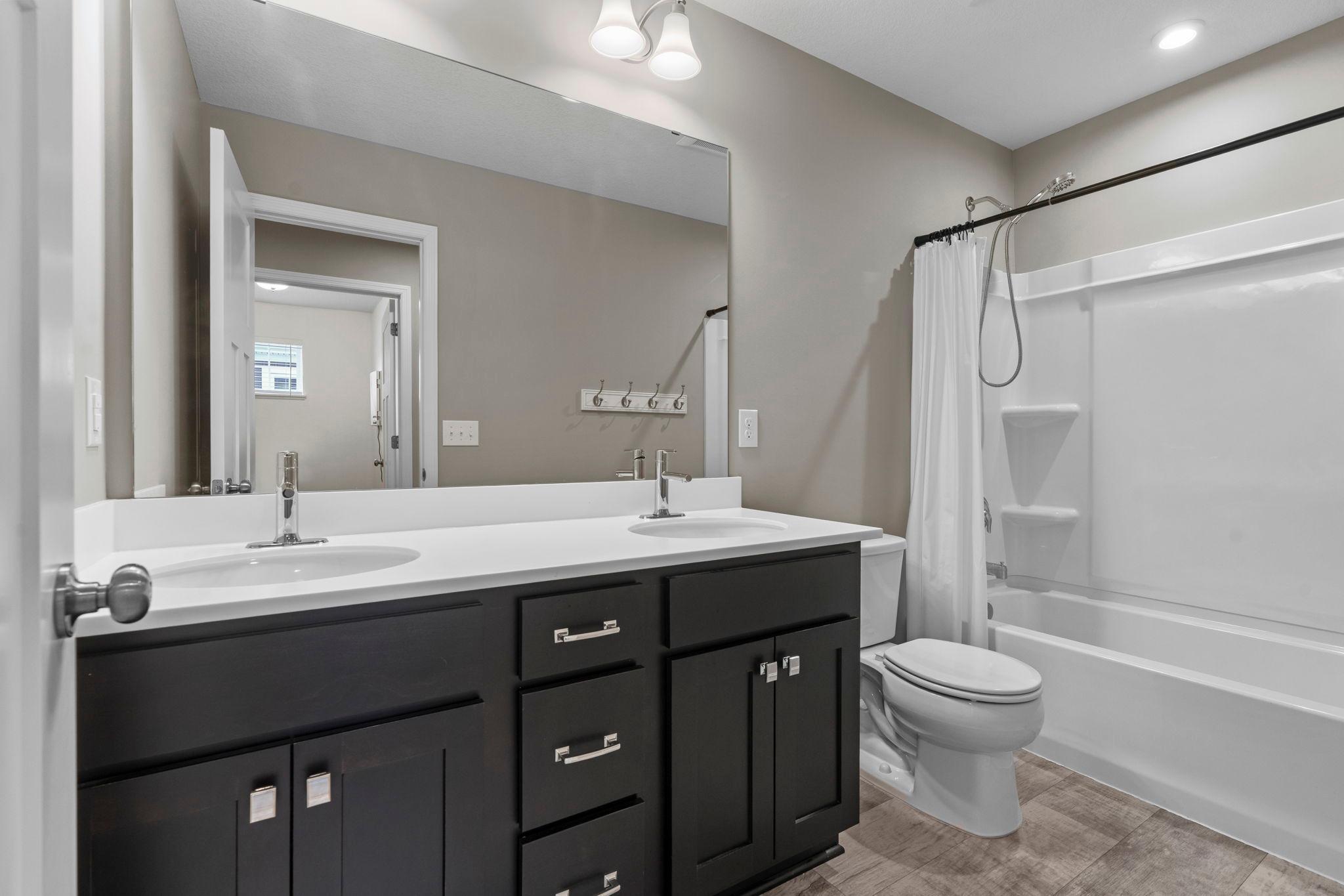 6992 Huckleberry Drive Property Photo 28
