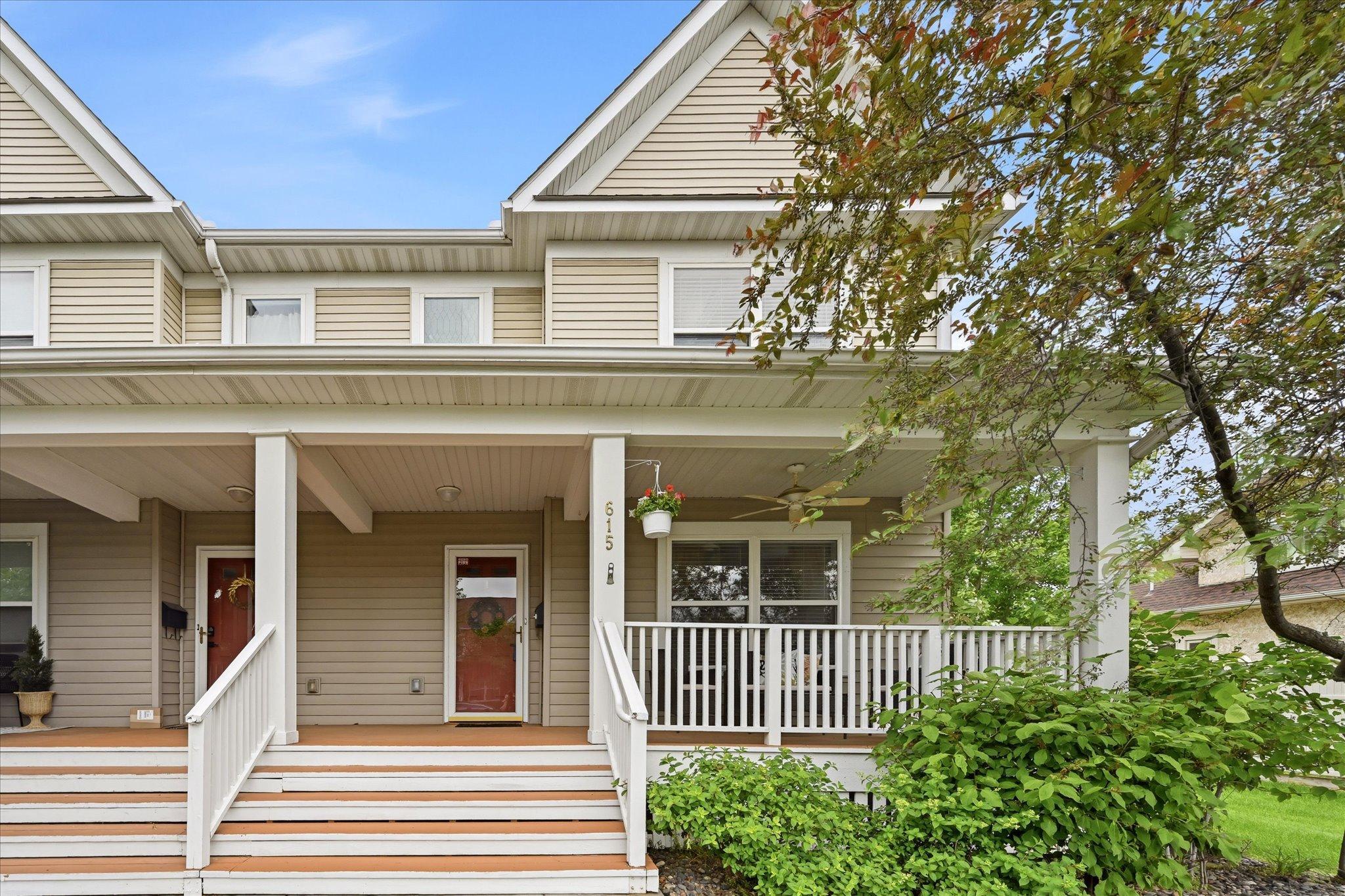 615 1st Avenue Nw Property Photo 1