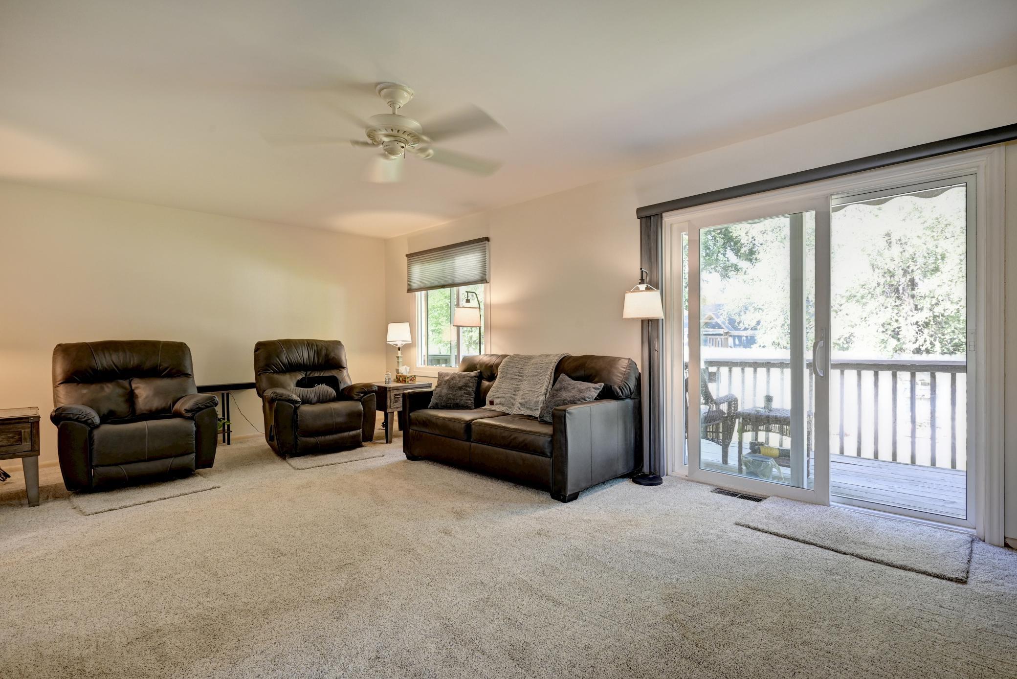 2725 9th Lane Property Photo 8