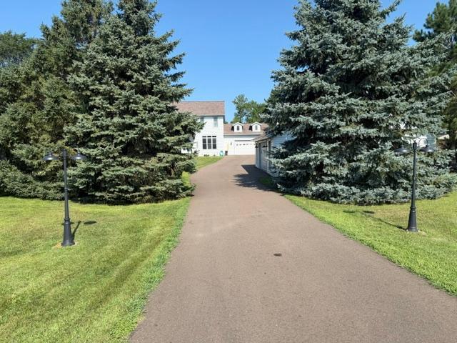 45207 Lamplight Drive Property Photo 4