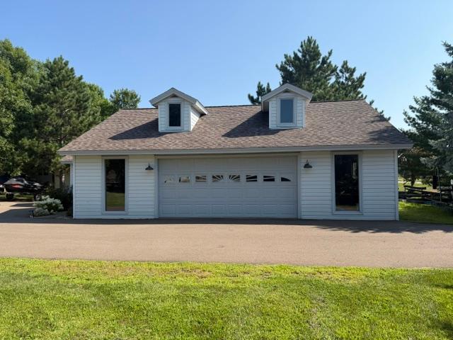 45207 Lamplight Drive Property Photo 7
