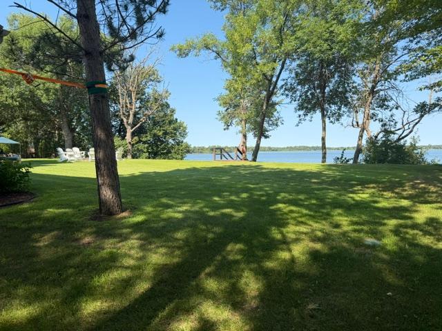 45207 Lamplight Drive Property Photo 12