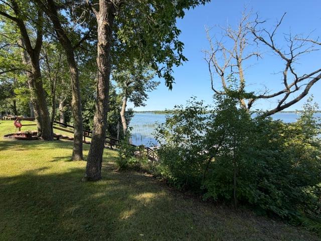 45207 Lamplight Drive Property Photo 13
