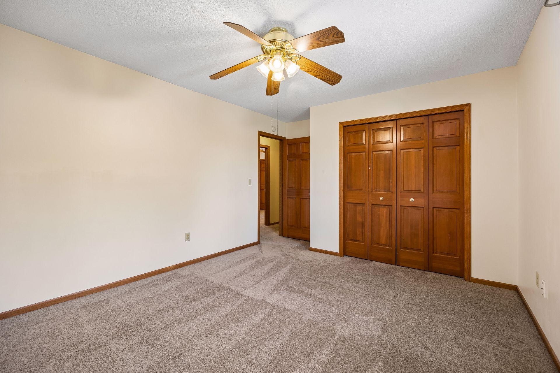 3925 Urbandale Lane N Property Photo 45