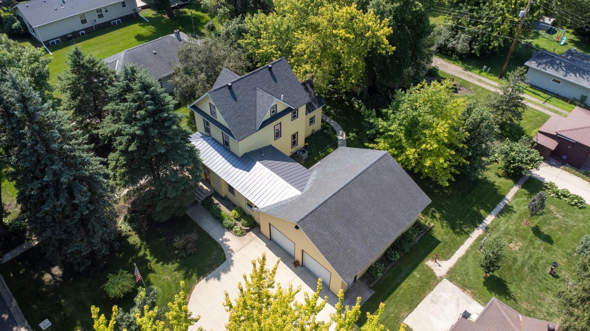 120 3rd Street W Property Photo 1