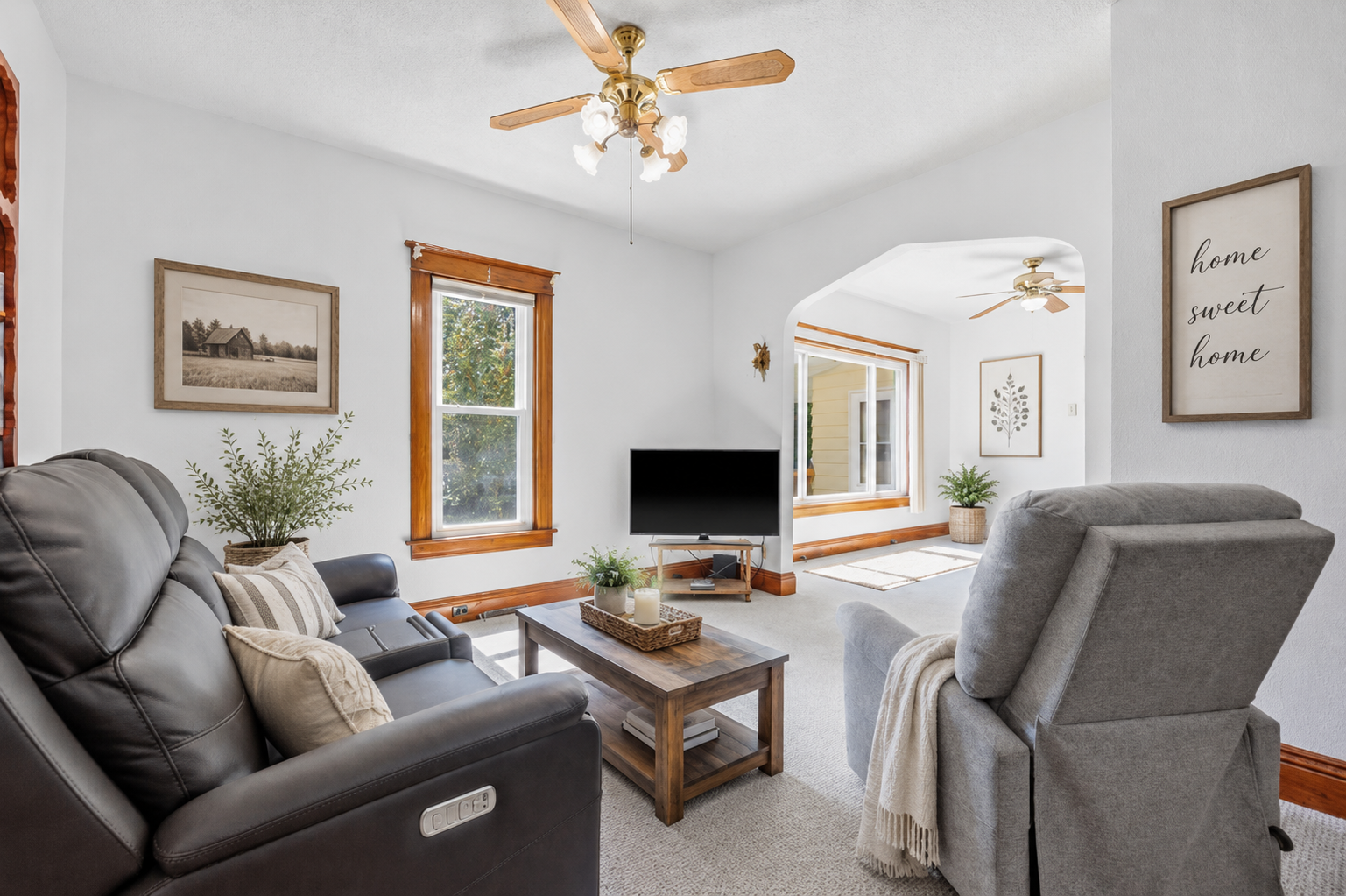 120 3rd Street W Property Photo 4