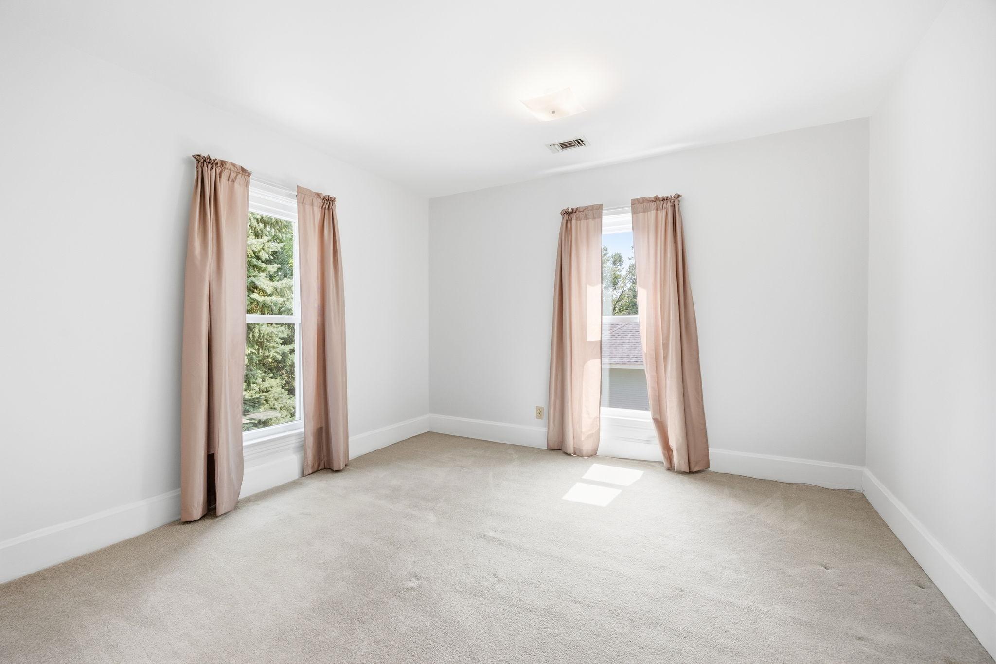 120 3rd Street W Property Photo 20
