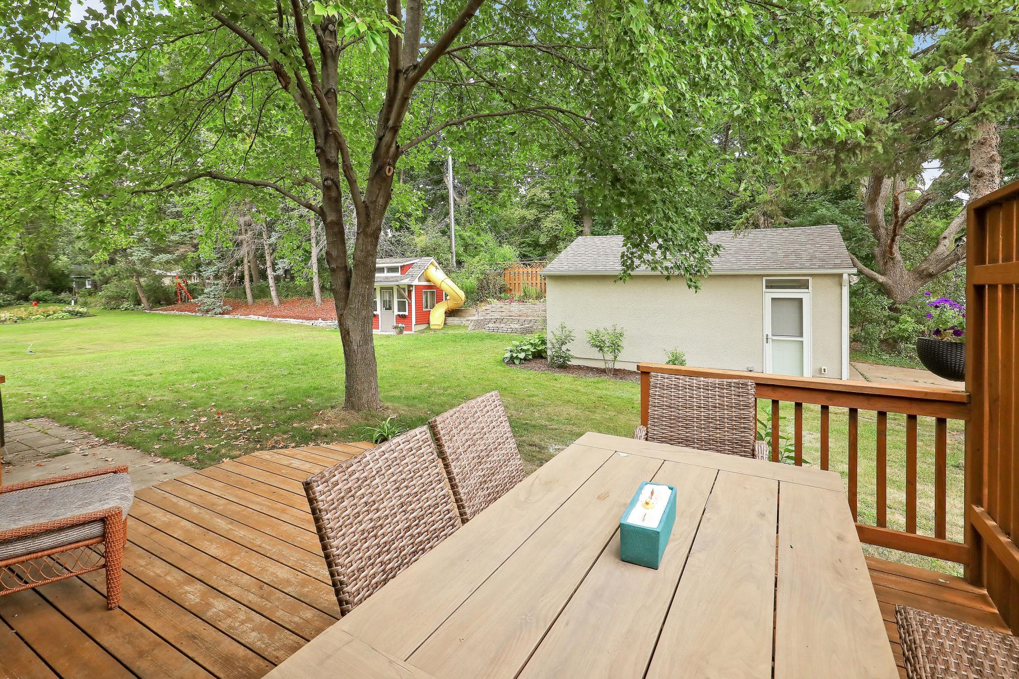 5900 Wisconsin Circle N Property Photo 48