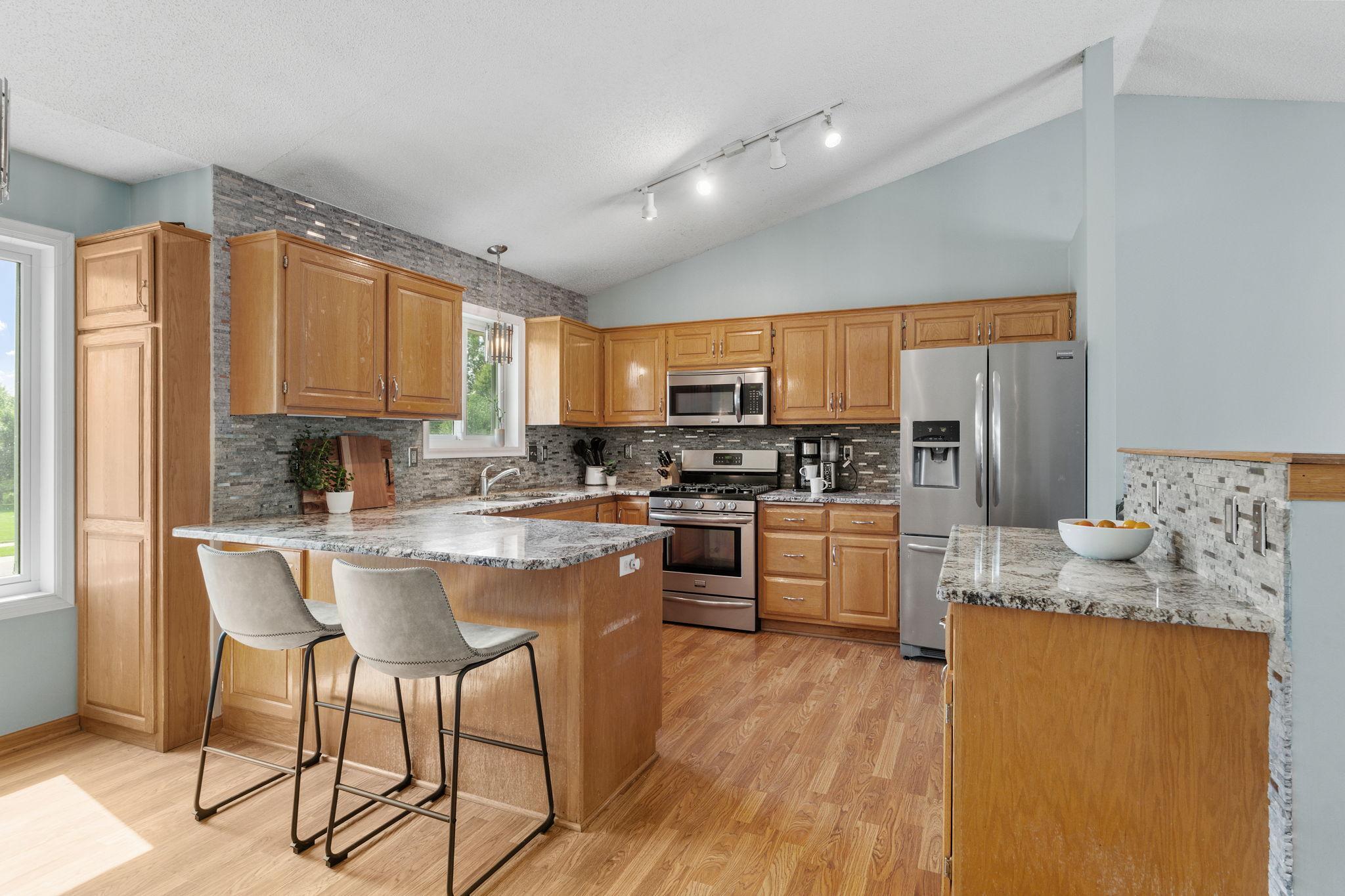 18566 96th Place N Property Photo 4