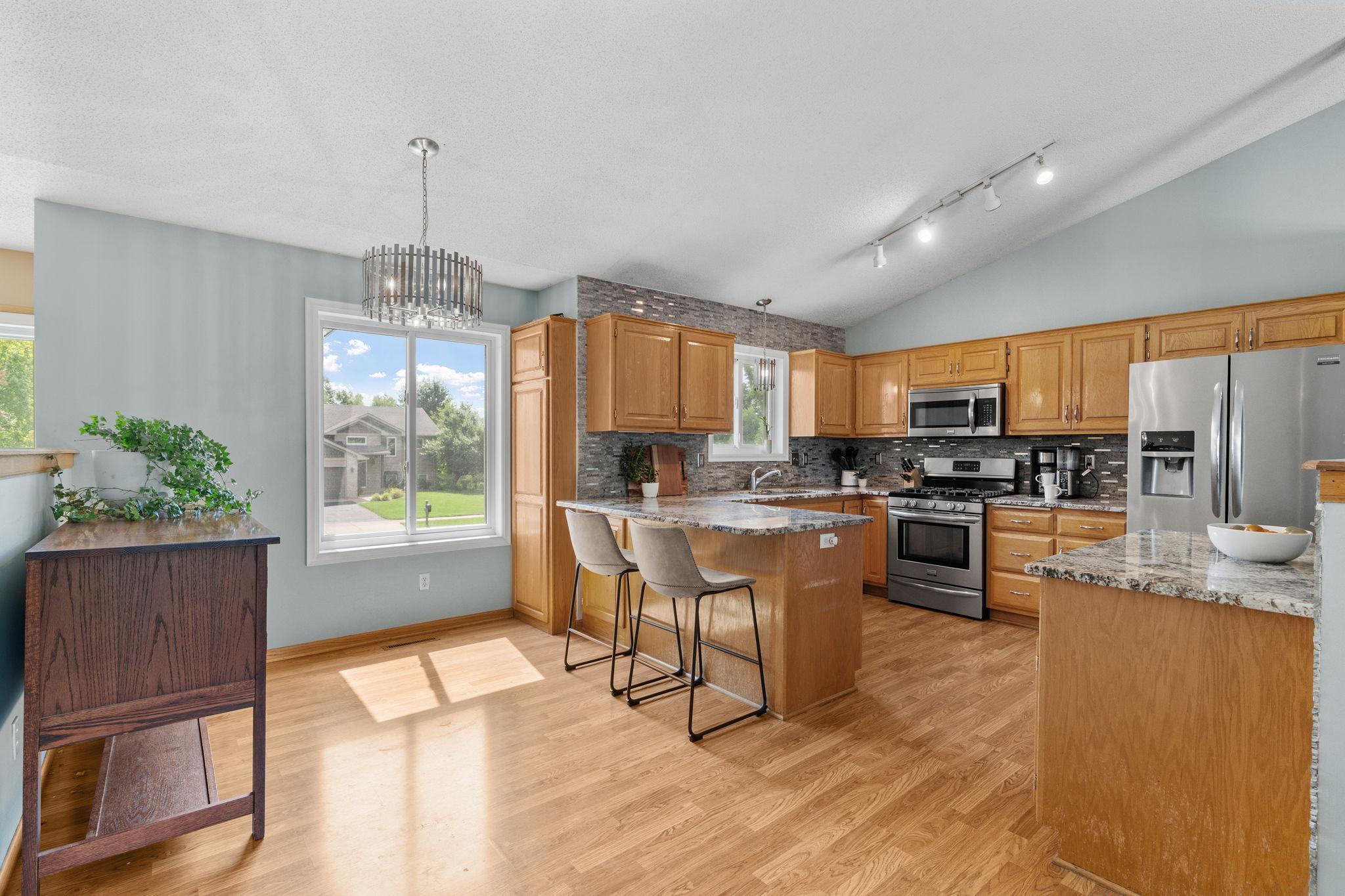 18566 96th Place N Property Photo 5