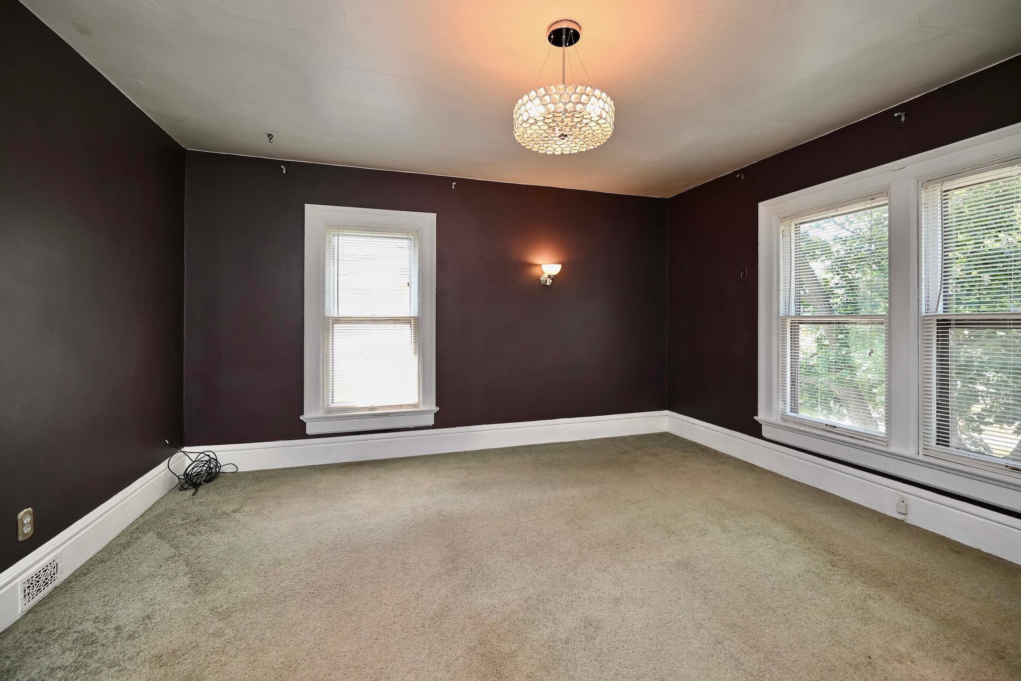 216 Kansas Street Property Photo 15