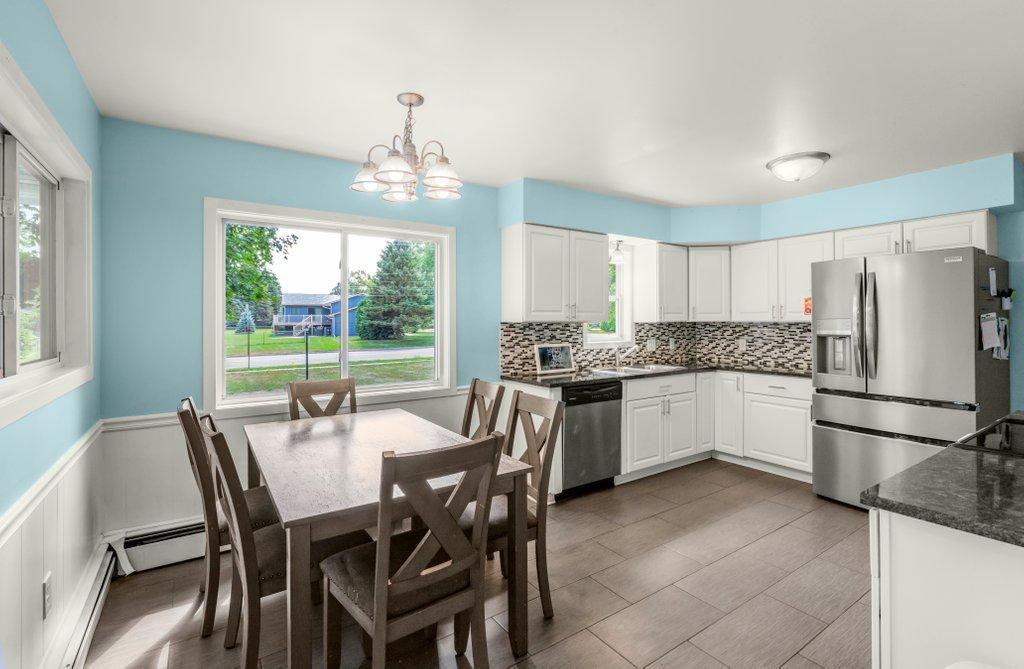 727 Tanglewood Drive Property Photo 11