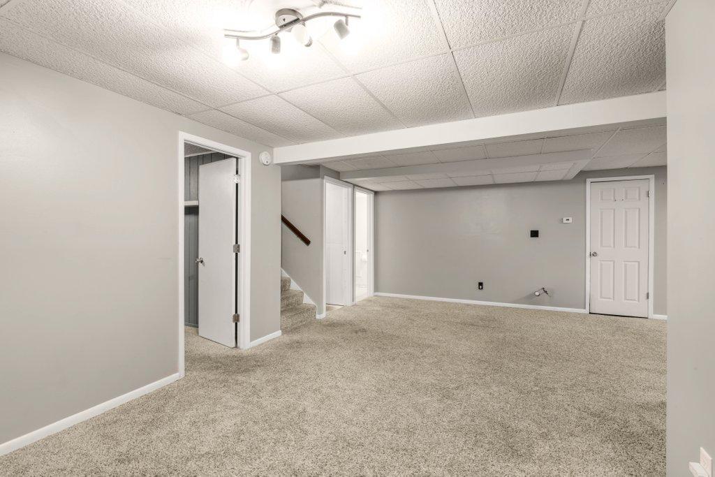 727 Tanglewood Drive Property Photo 15