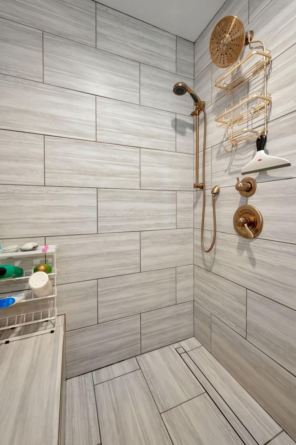 1210 Albion Avenue Property Photo 37