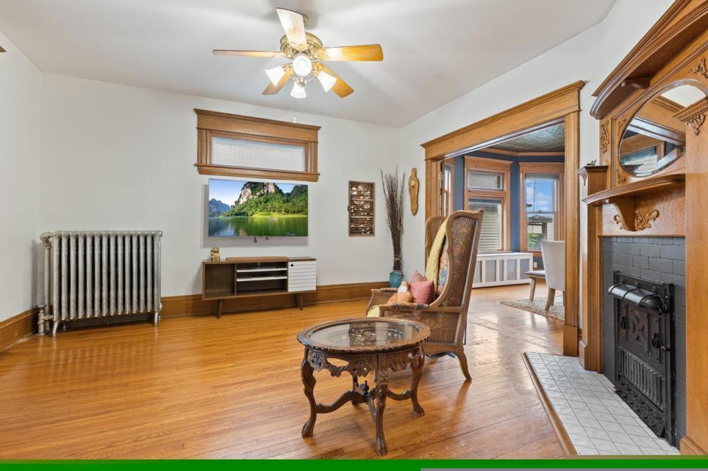 1122 Marshall Avenue Property Photo 5