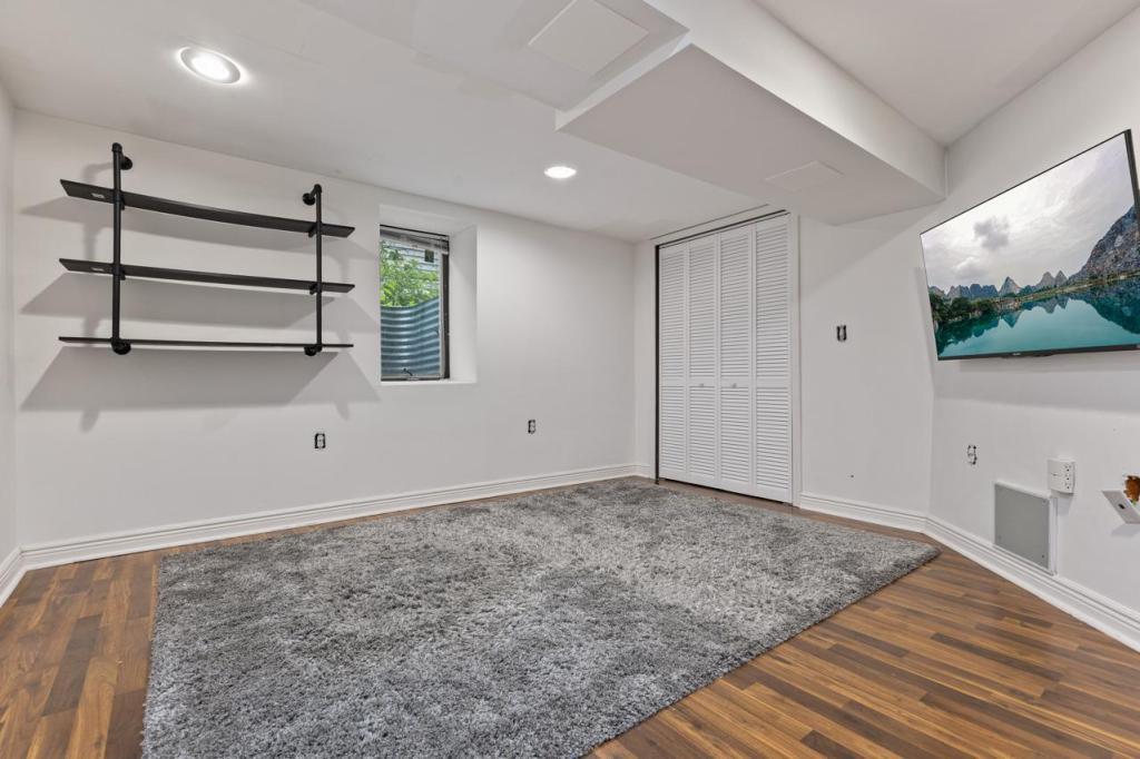 1122 Marshall Avenue Property Photo 32