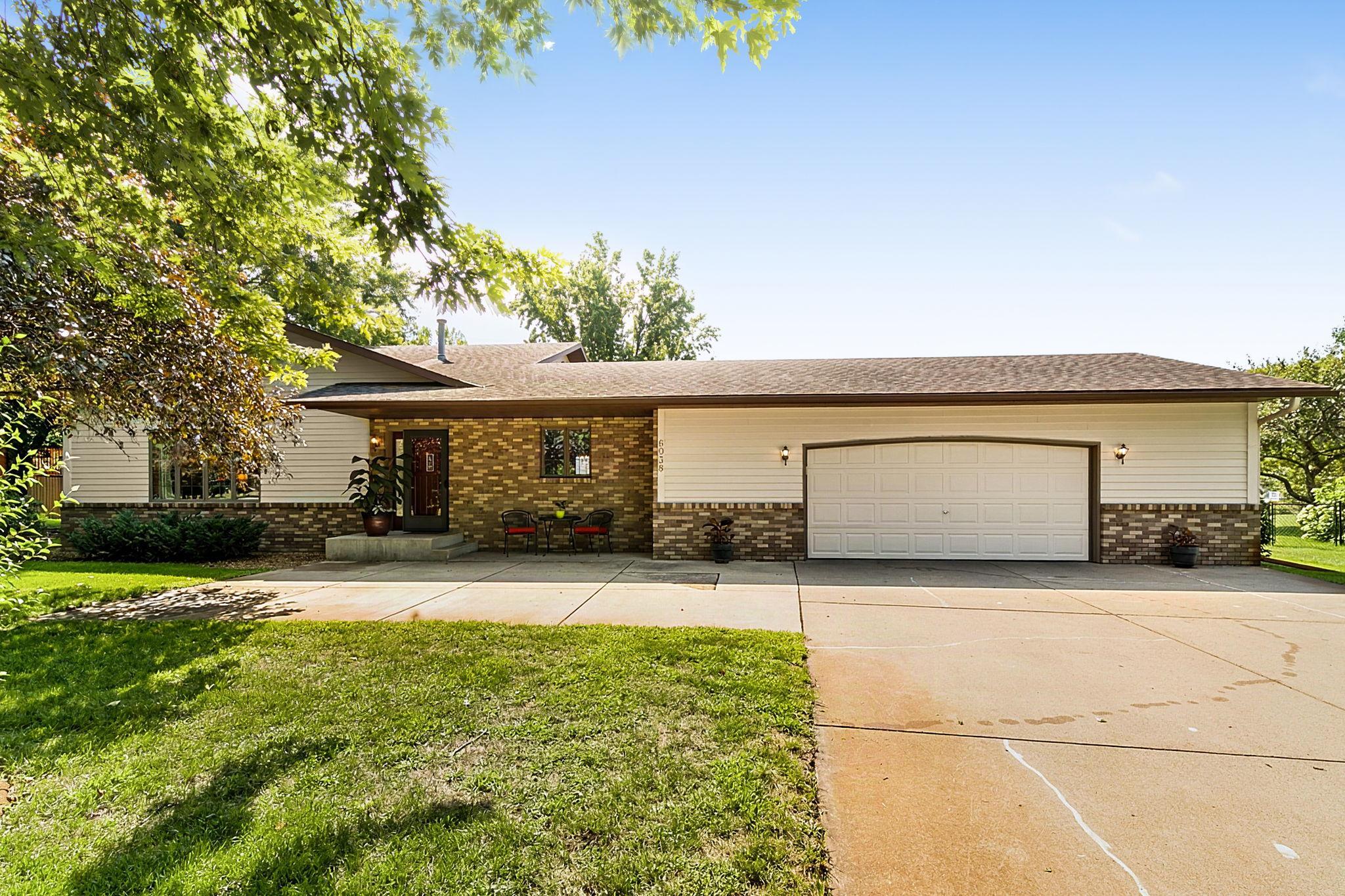 6038 18th Street N Property Photo 1