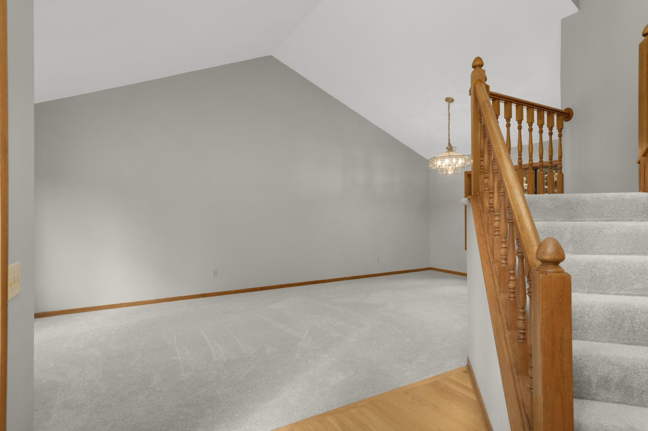 1381 Interlachen Drive Property Photo 6