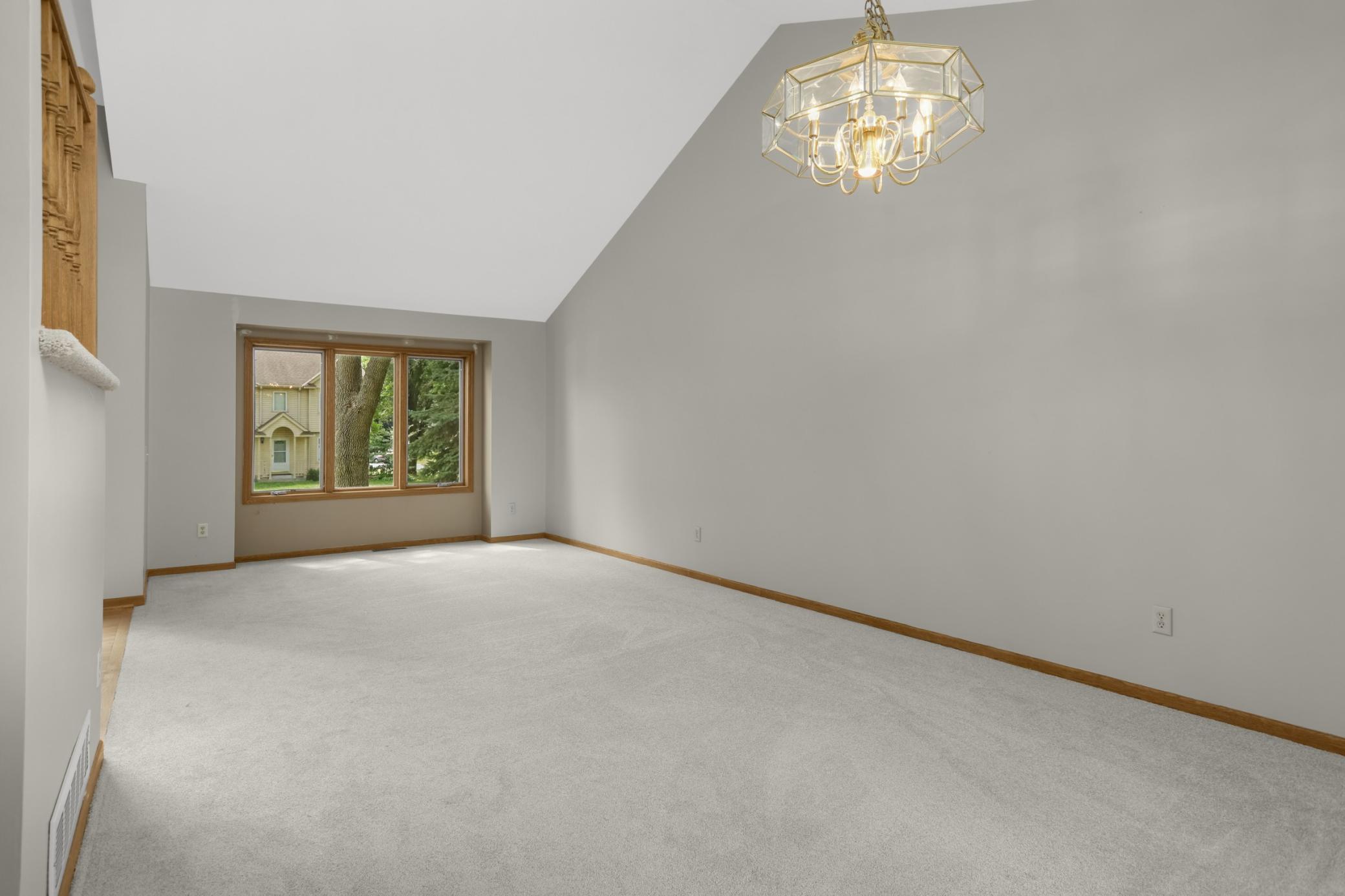 1381 Interlachen Drive Property Photo 9