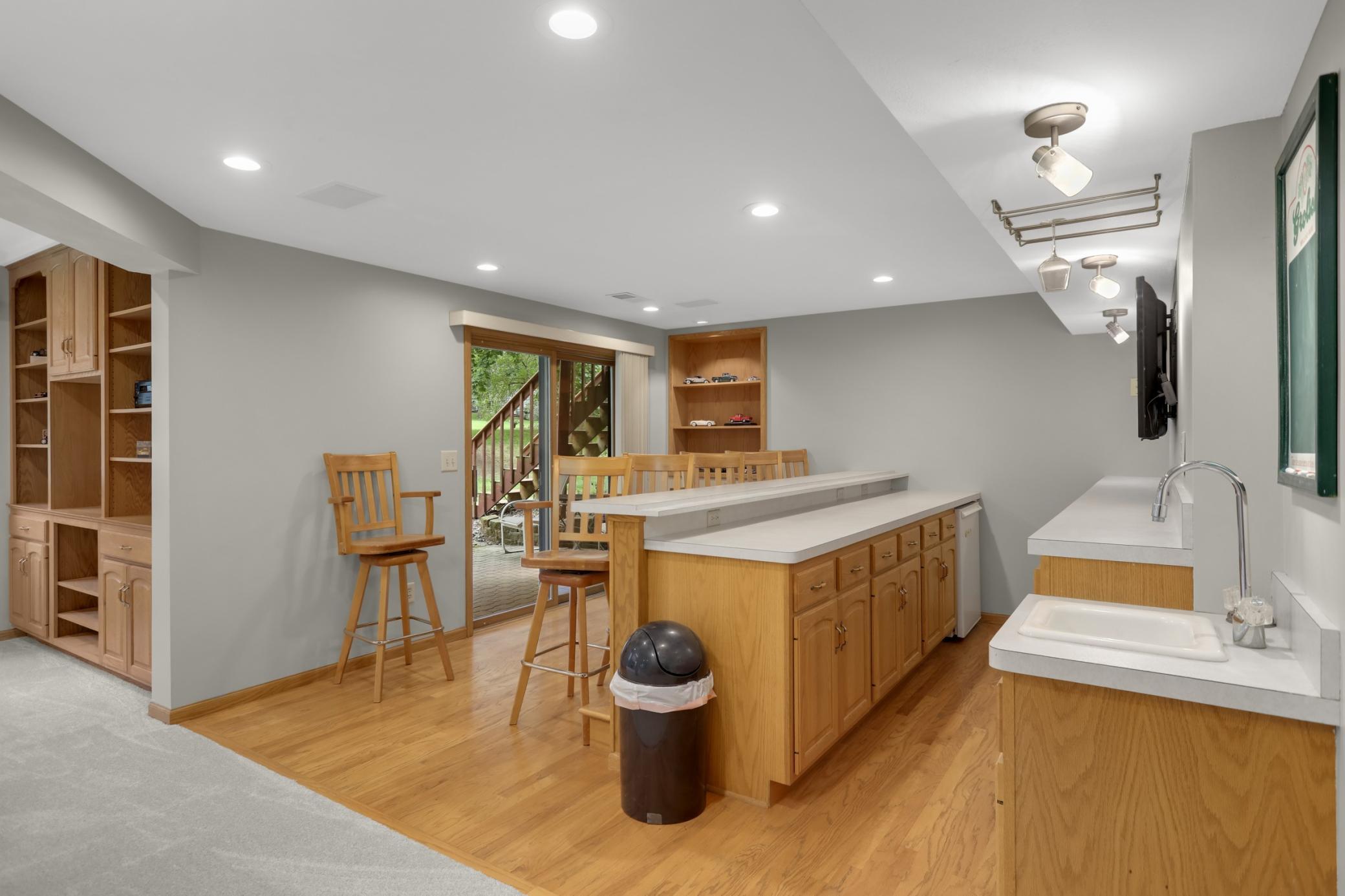 1381 Interlachen Drive Property Photo 40