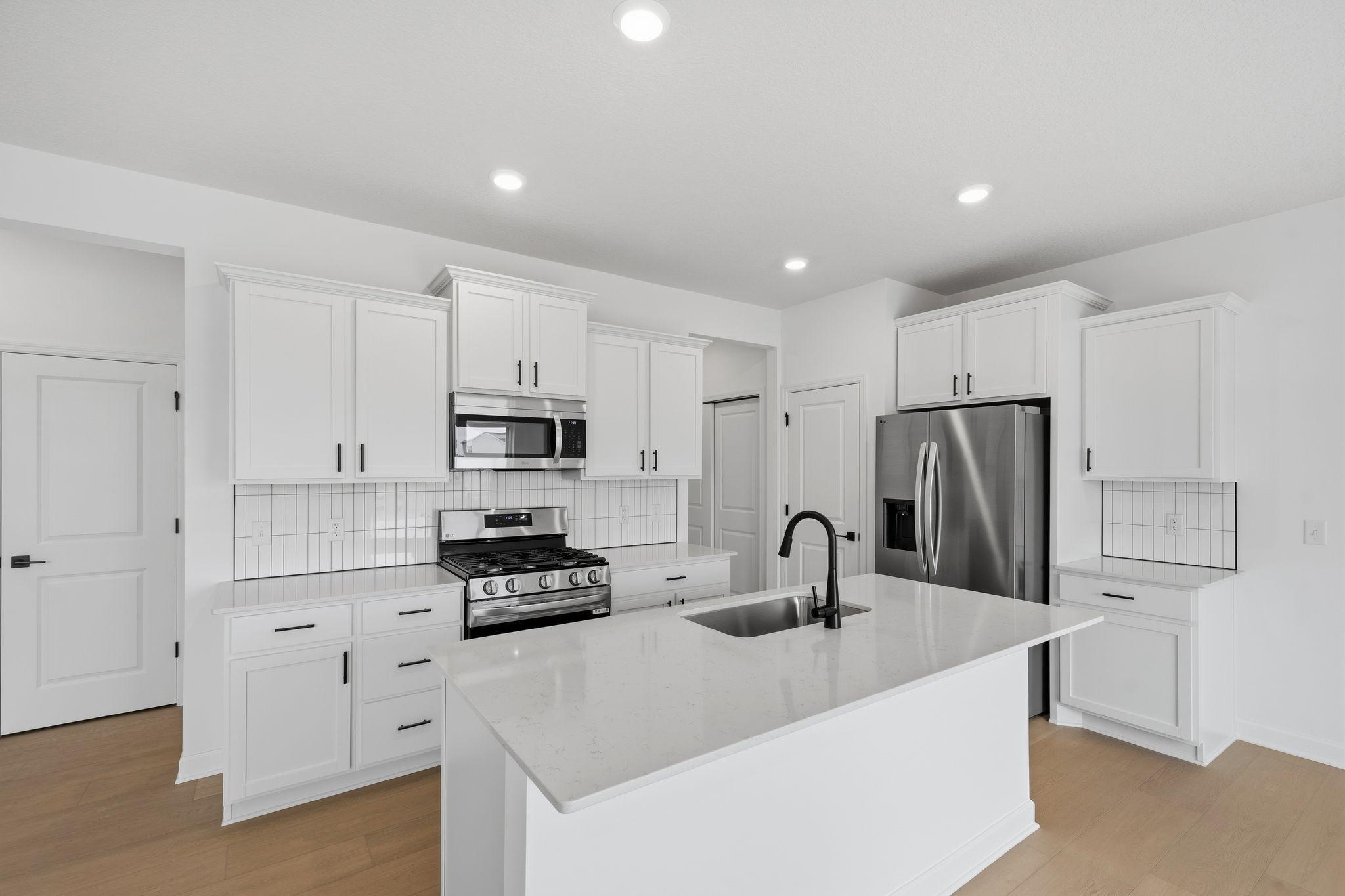 22361 Isla Way Property Photo 2