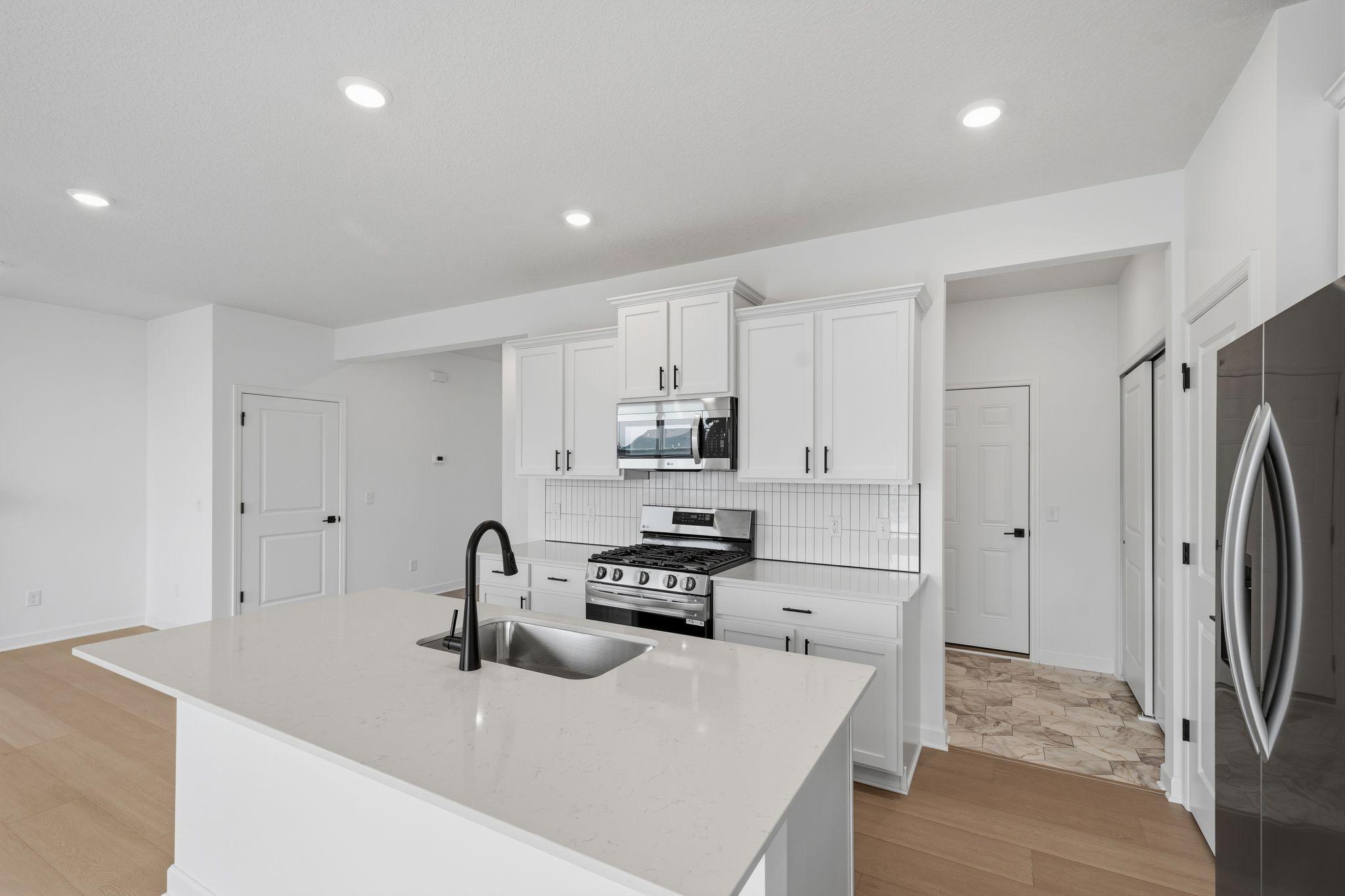 22361 Isla Way Property Photo 3