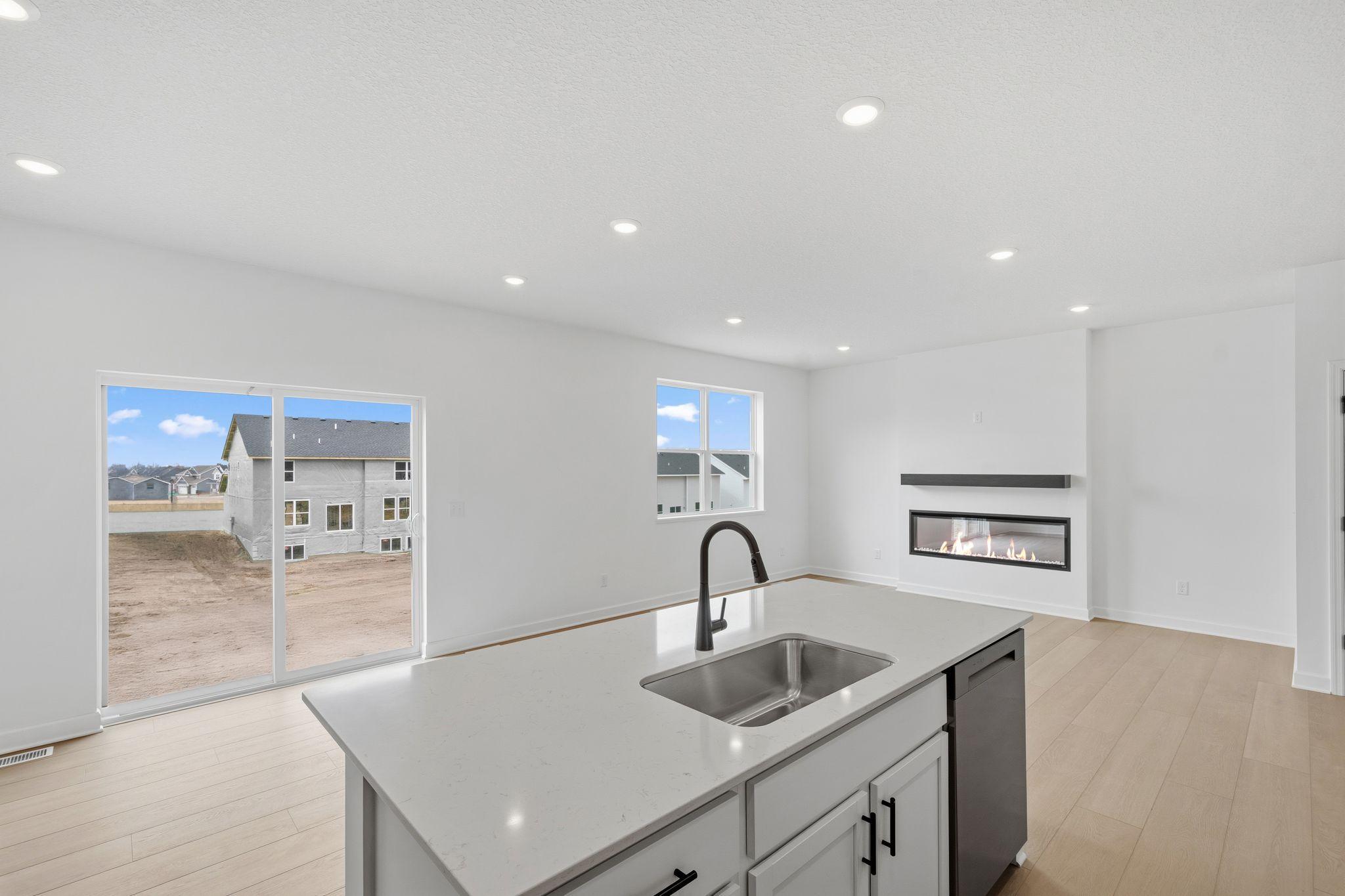 22361 Isla Way Property Photo 5