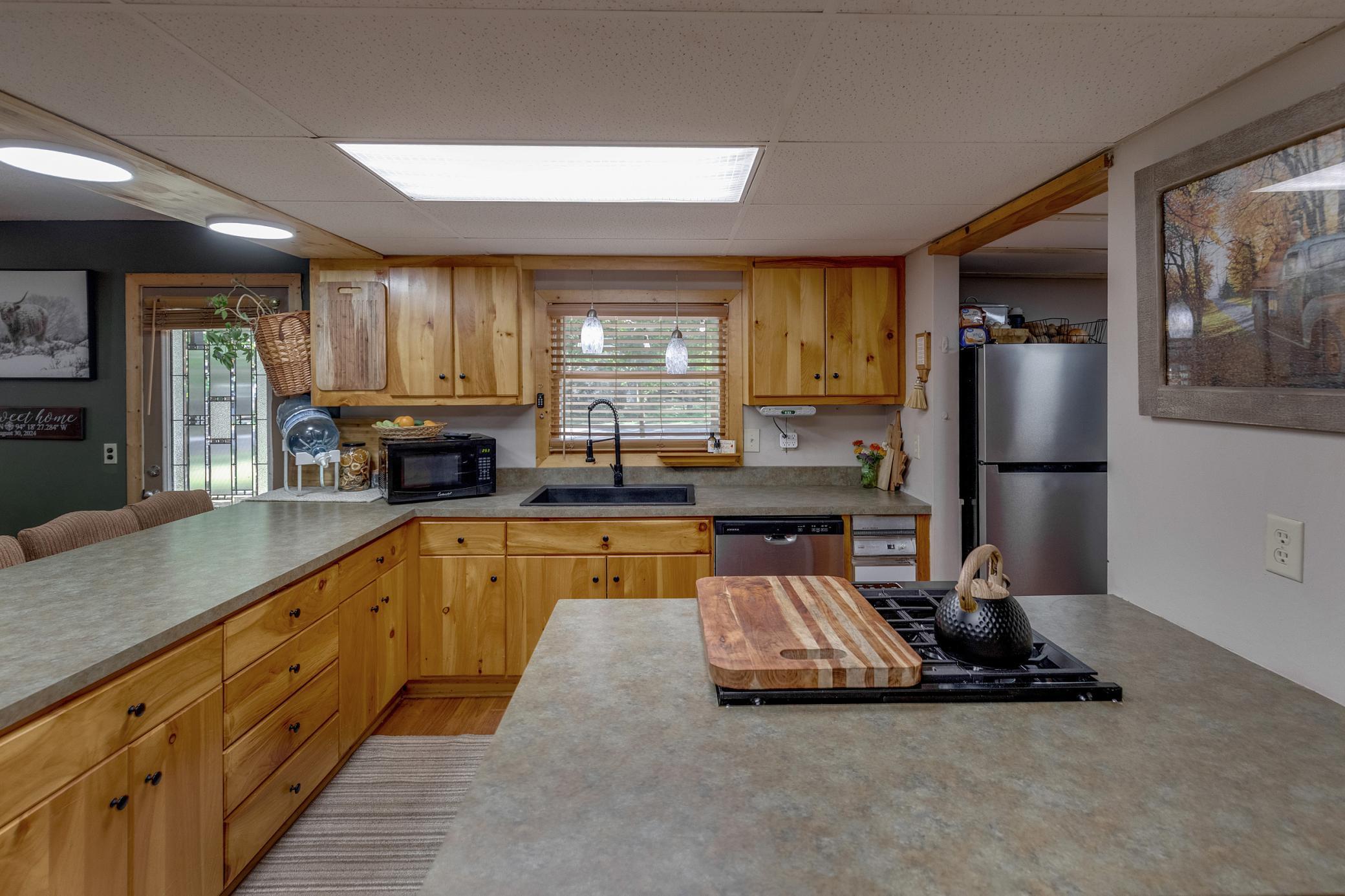 4470 Cinosam Road Property Photo 5