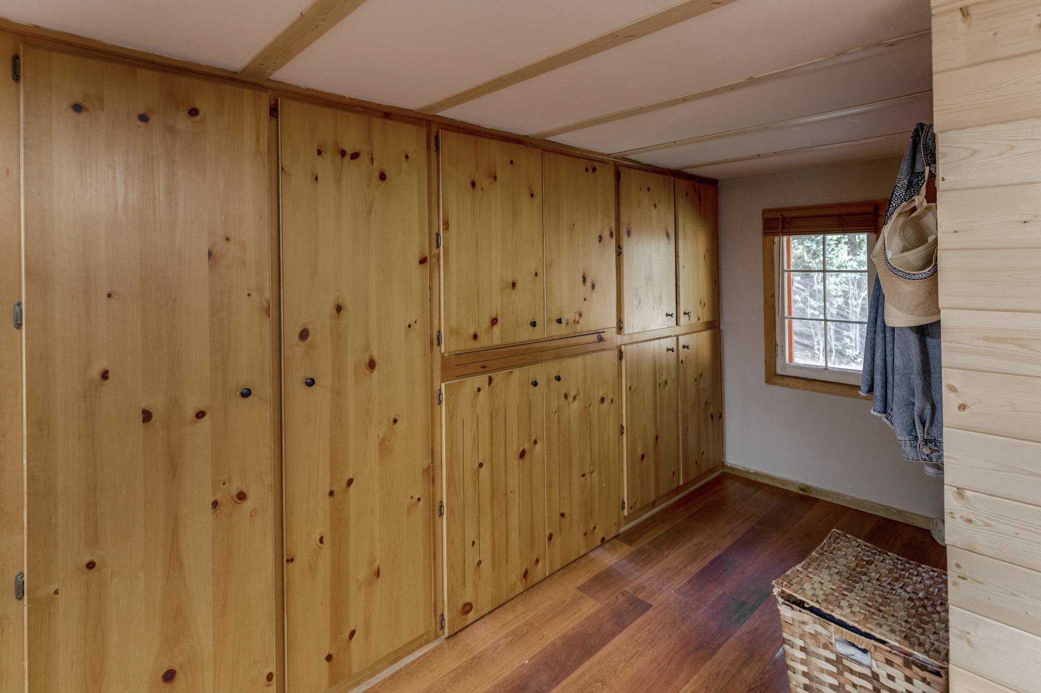 4470 Cinosam Road Property Photo 15