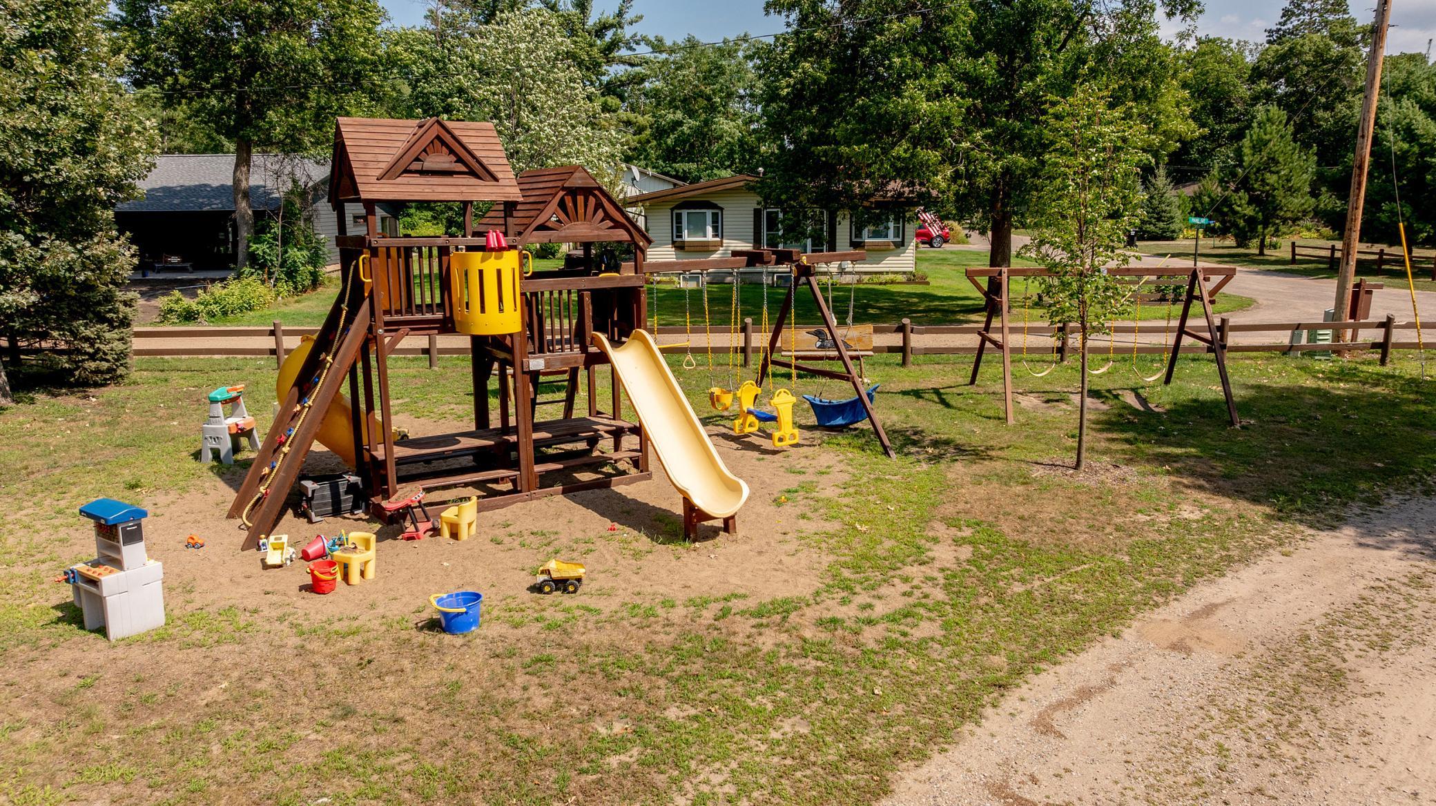 4470 Cinosam Road Property Photo 43