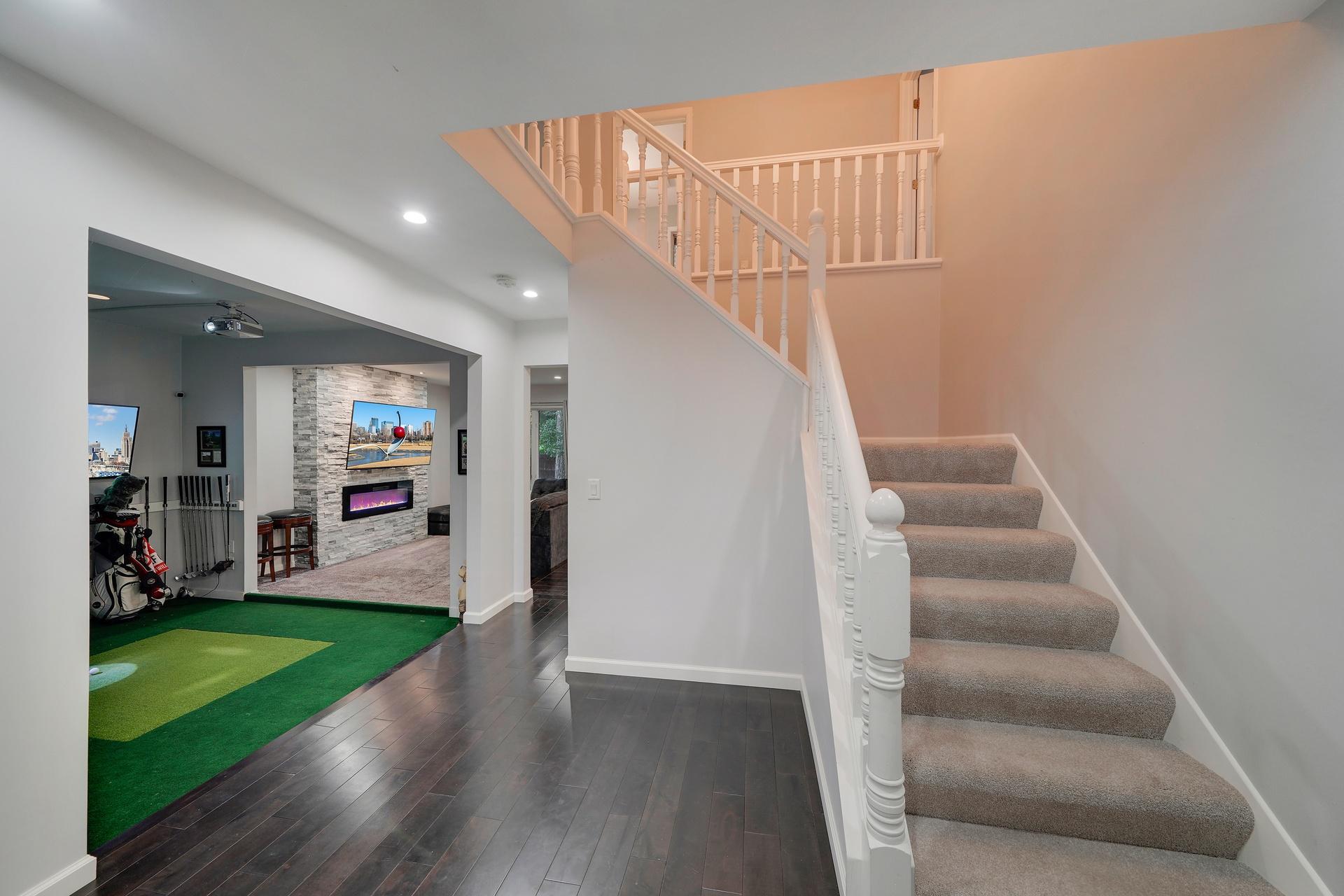 5262 Oxbow Court Property Photo 6