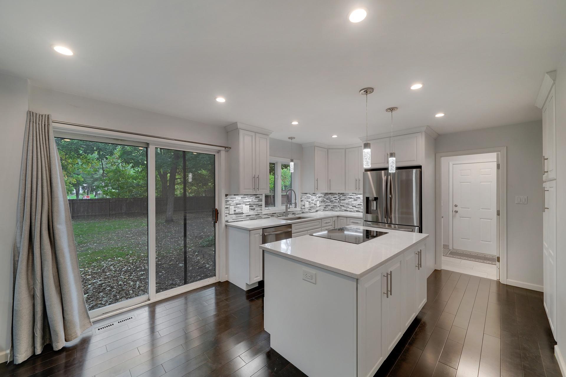 5262 Oxbow Court Property Photo 10